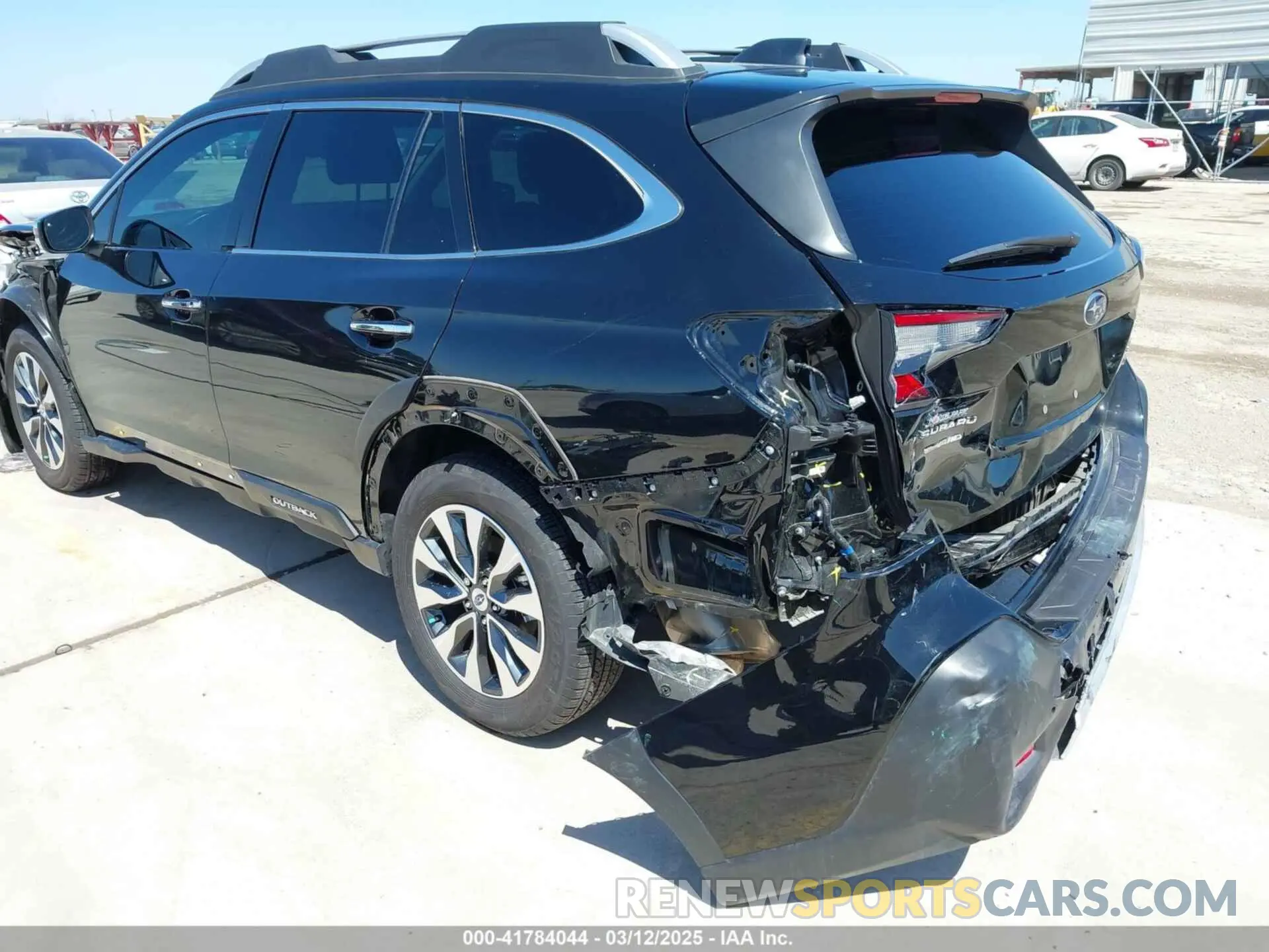18 Photograph of a damaged car 4S4BTAPC2R3252801 SUBARU OUTBACK 2024