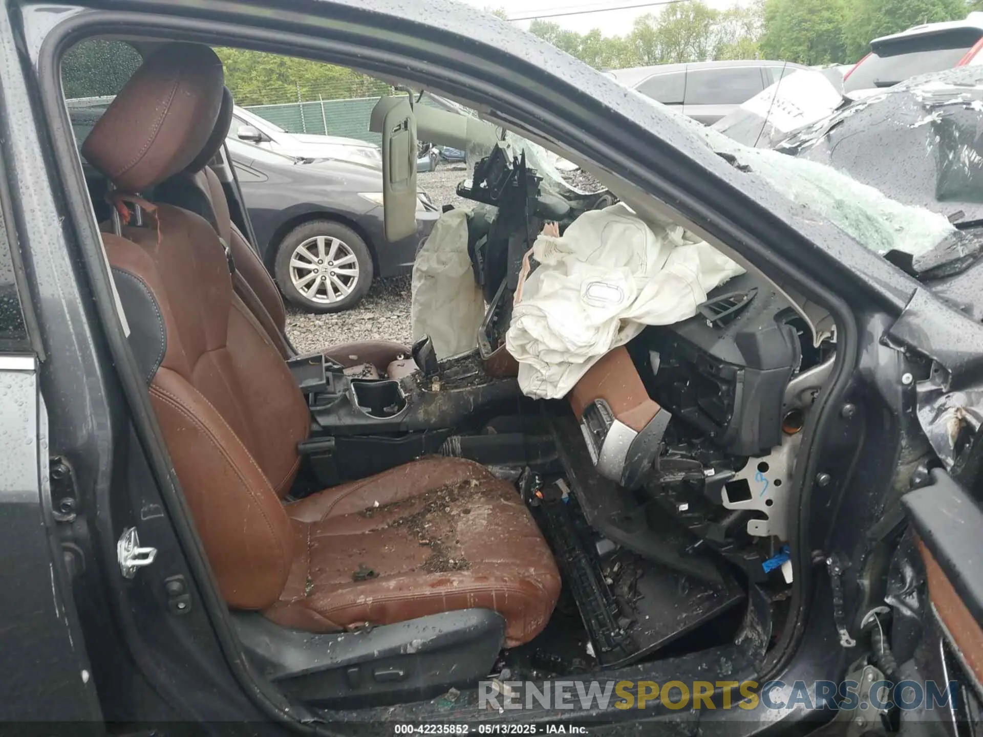 5 Photograph of a damaged car 4S4BTAPCXR3102970 SUBARU OUTBACK 2024