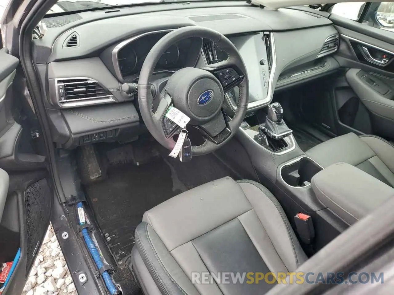 8 Photograph of a damaged car 4S4BTGLD7R3260586 SUBARU OUTBACK 2024