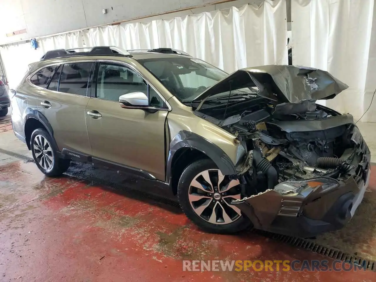 4 Photograph of a damaged car 4S4BTGPD2R3126529 SUBARU OUTBACK 2024