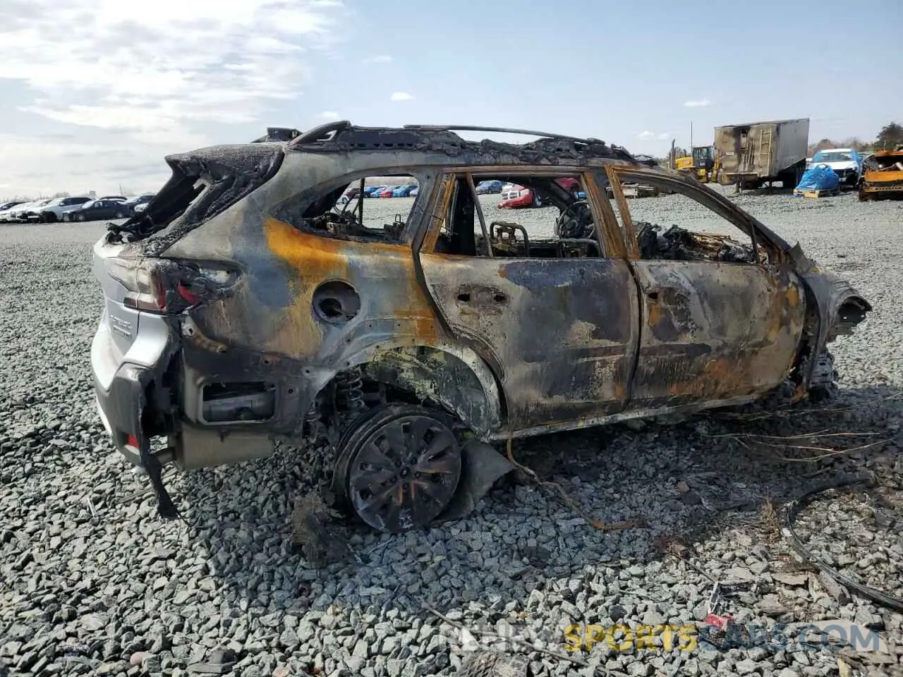 3 Photograph of a damaged car 4S4BTGPD6R3241778 SUBARU OUTBACK 2024