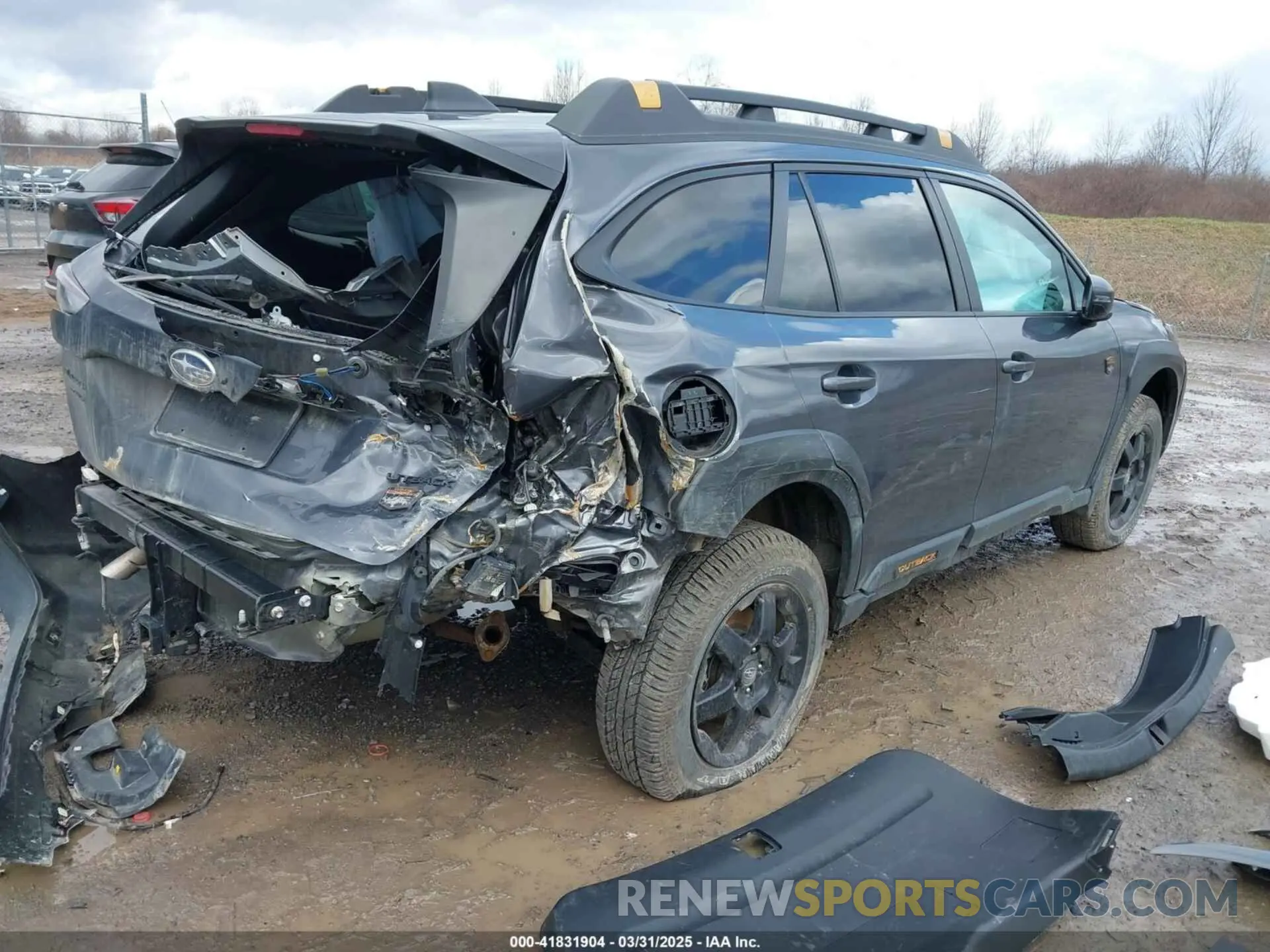 4 Photograph of a damaged car 4S4BTGUD4R3191273 SUBARU OUTBACK 2024