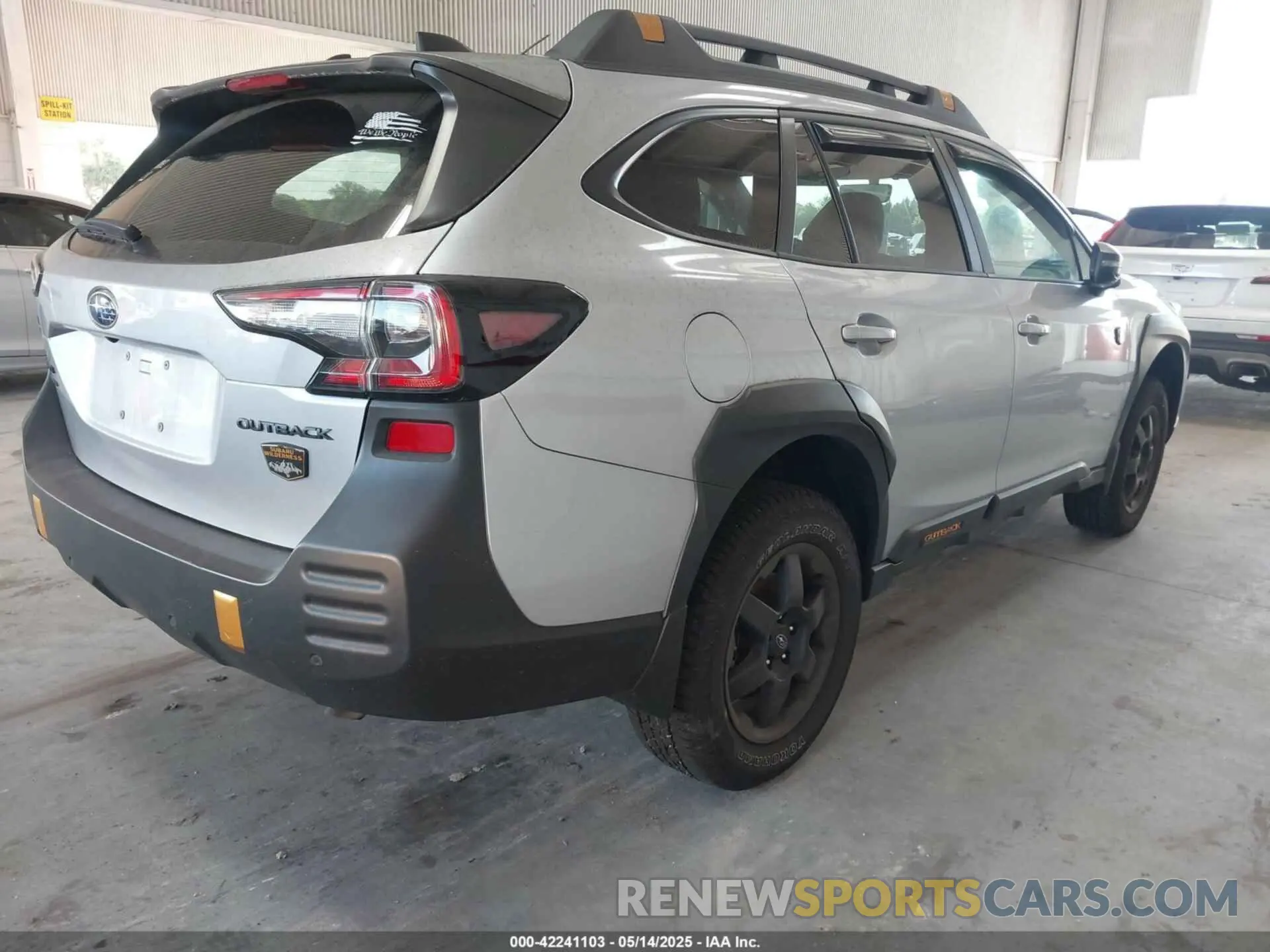 4 Photograph of a damaged car 4S4BTGUD7R3190439 SUBARU OUTBACK 2024