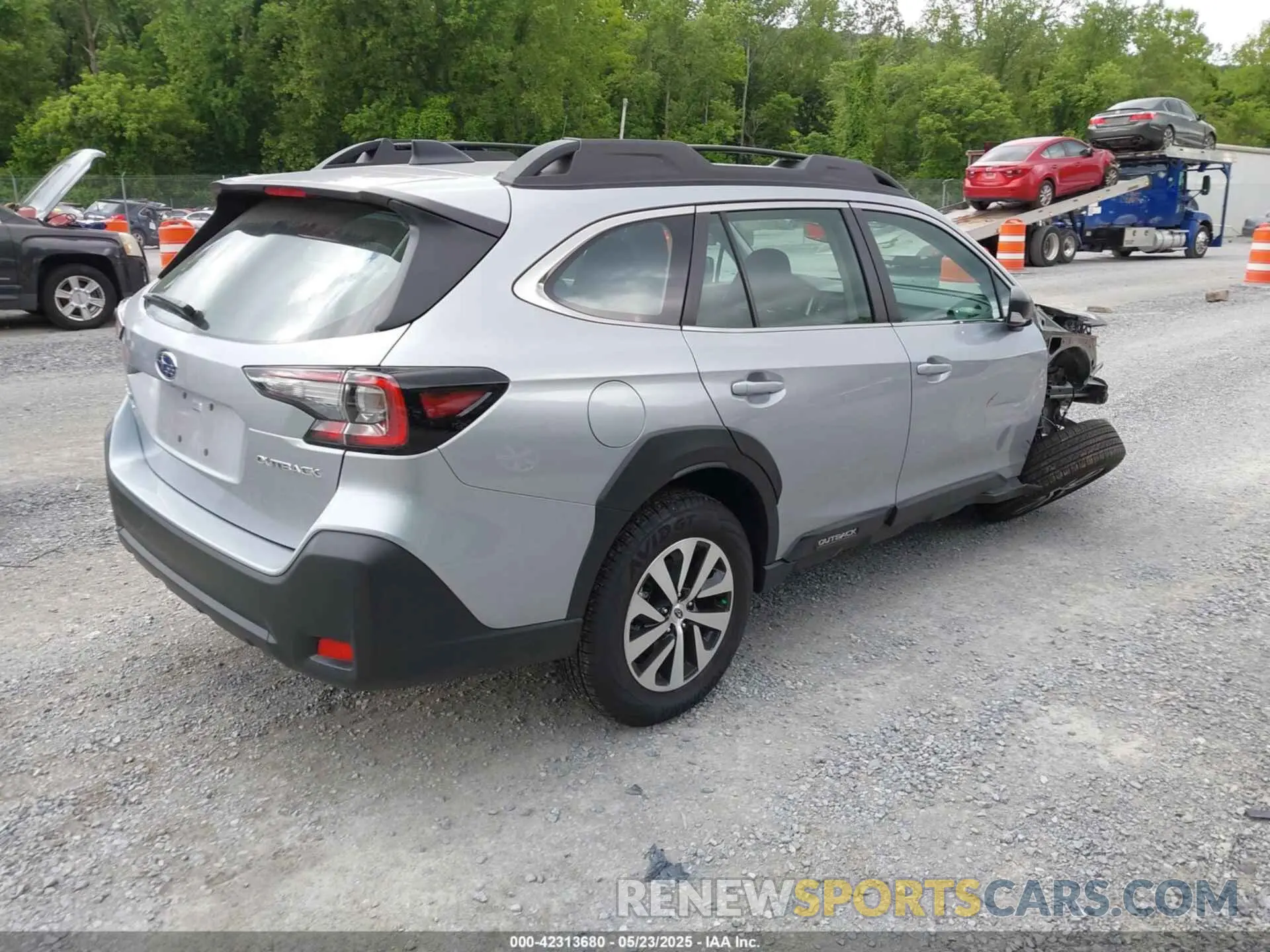 4 Photograph of a damaged car 4S4BTAAC9S3138891 SUBARU OUTBACK 2025