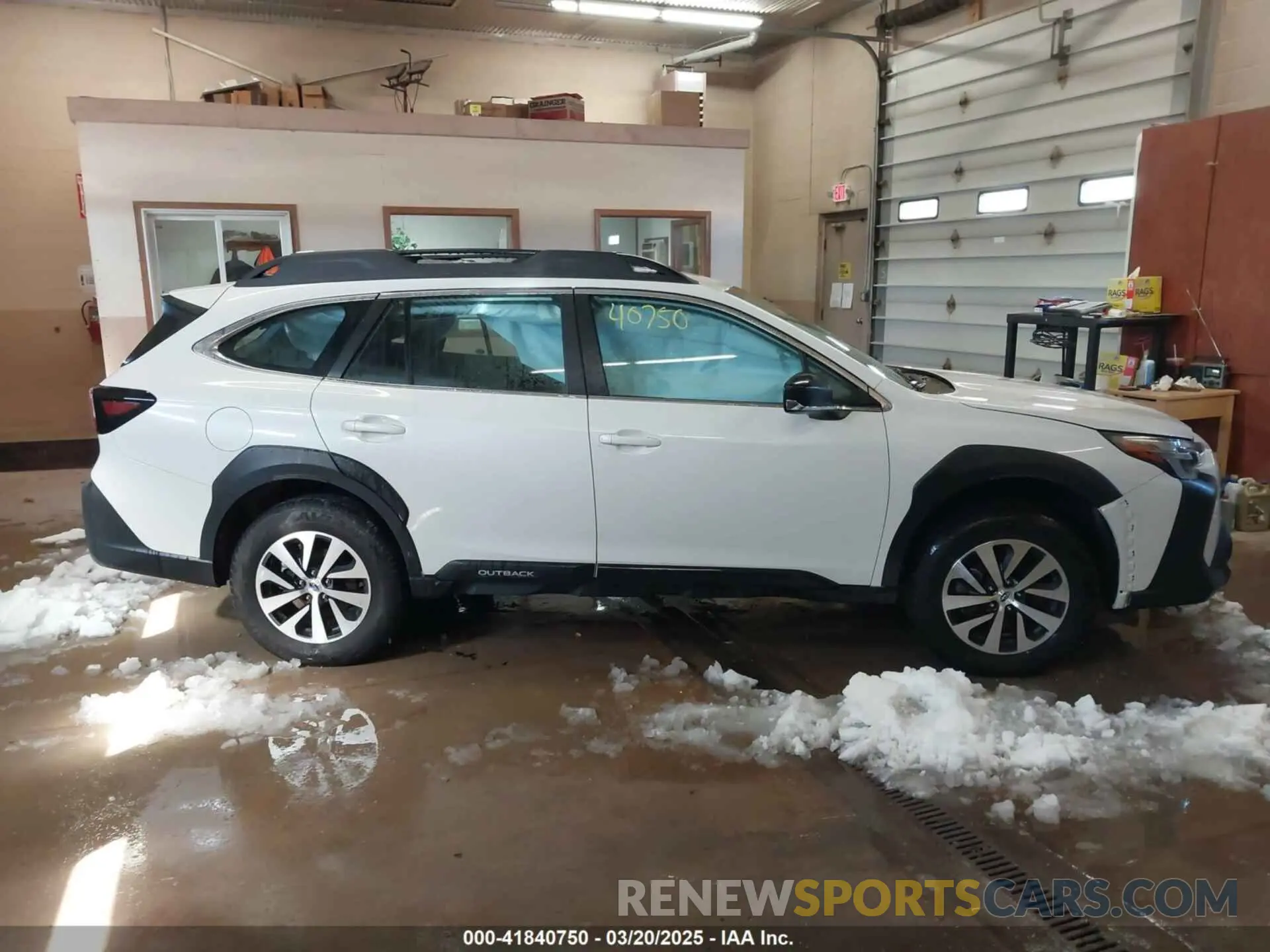 14 Photograph of a damaged car 4S4BTAACXS3182351 SUBARU OUTBACK 2025