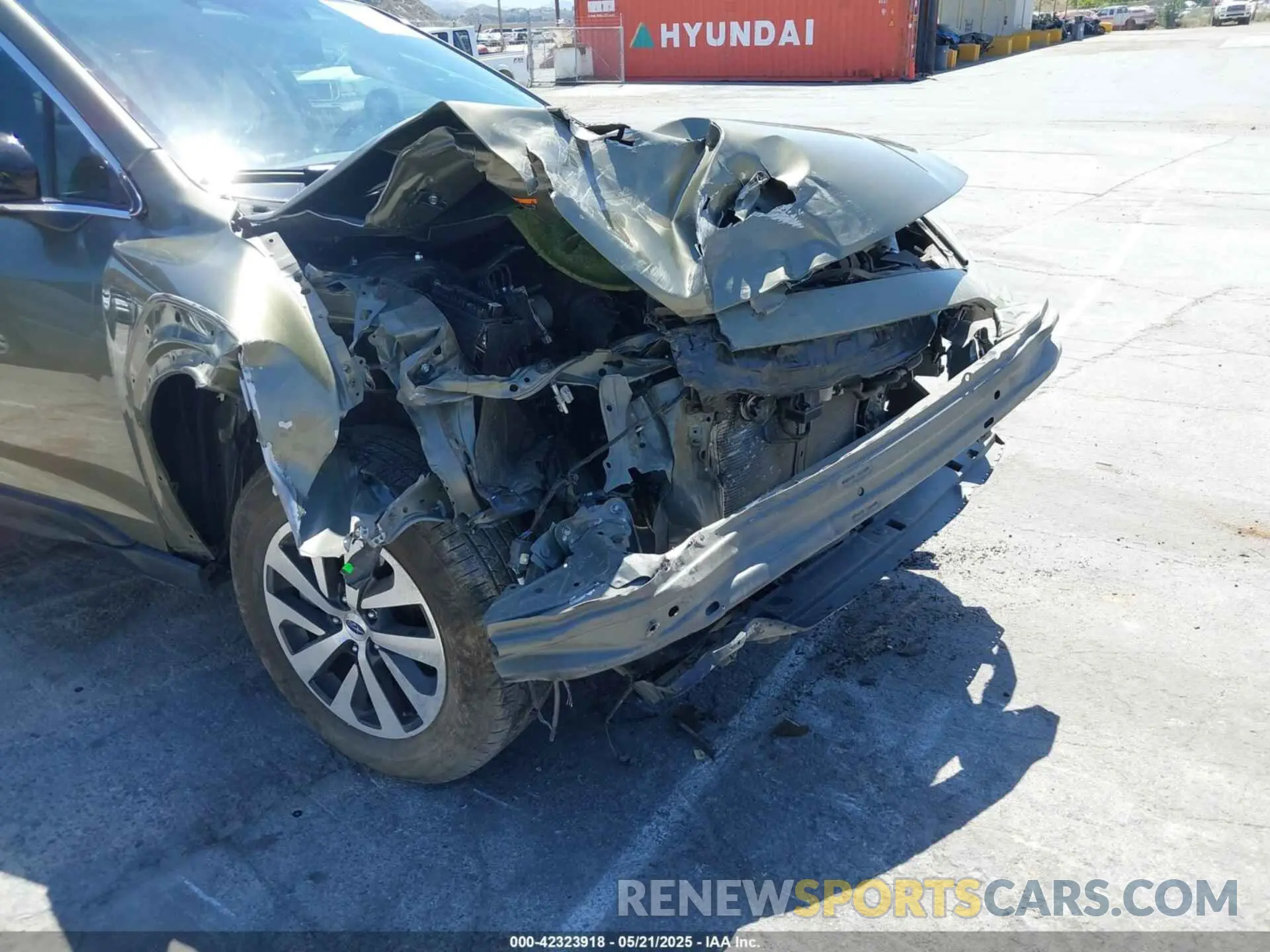 6 Photograph of a damaged car 4S4BTACC7S3130771 SUBARU OUTBACK 2025
