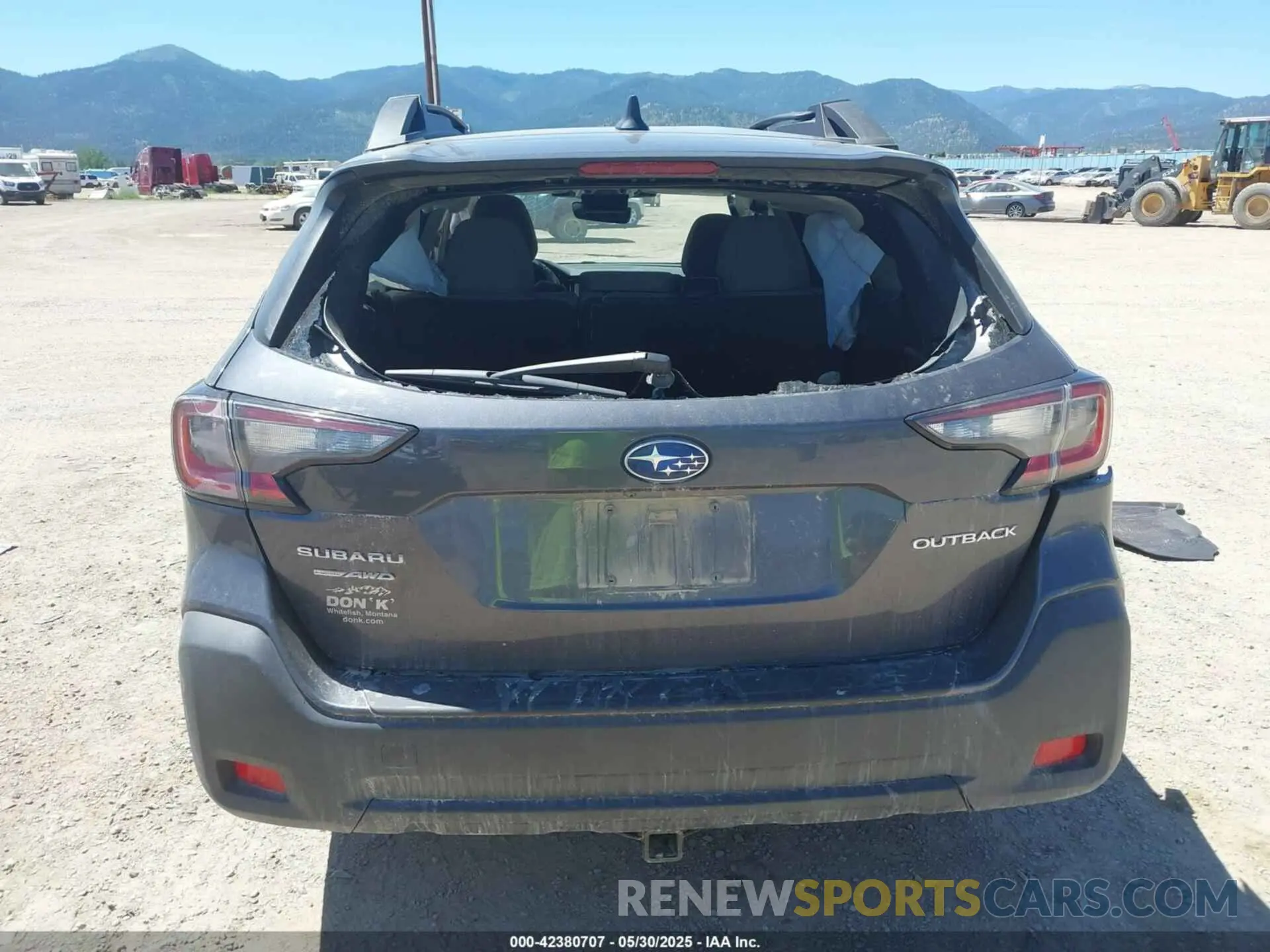 17 Photograph of a damaged car 4S4BTADC3S3187368 SUBARU OUTBACK 2025