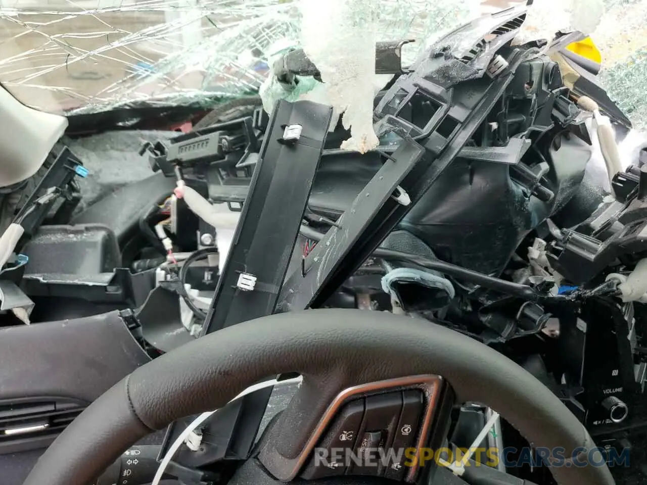 9 Photograph of a damaged car 4S4BTADC5S3165775 SUBARU OUTBACK 2025