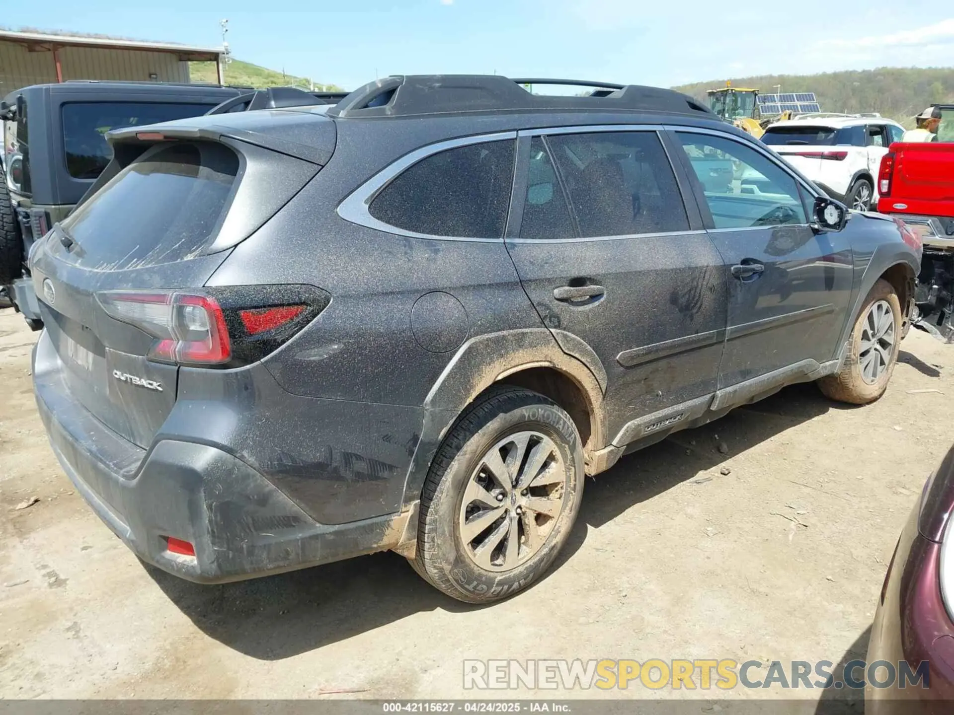4 Photograph of a damaged car 4S4BTADC5S3211153 SUBARU OUTBACK 2025