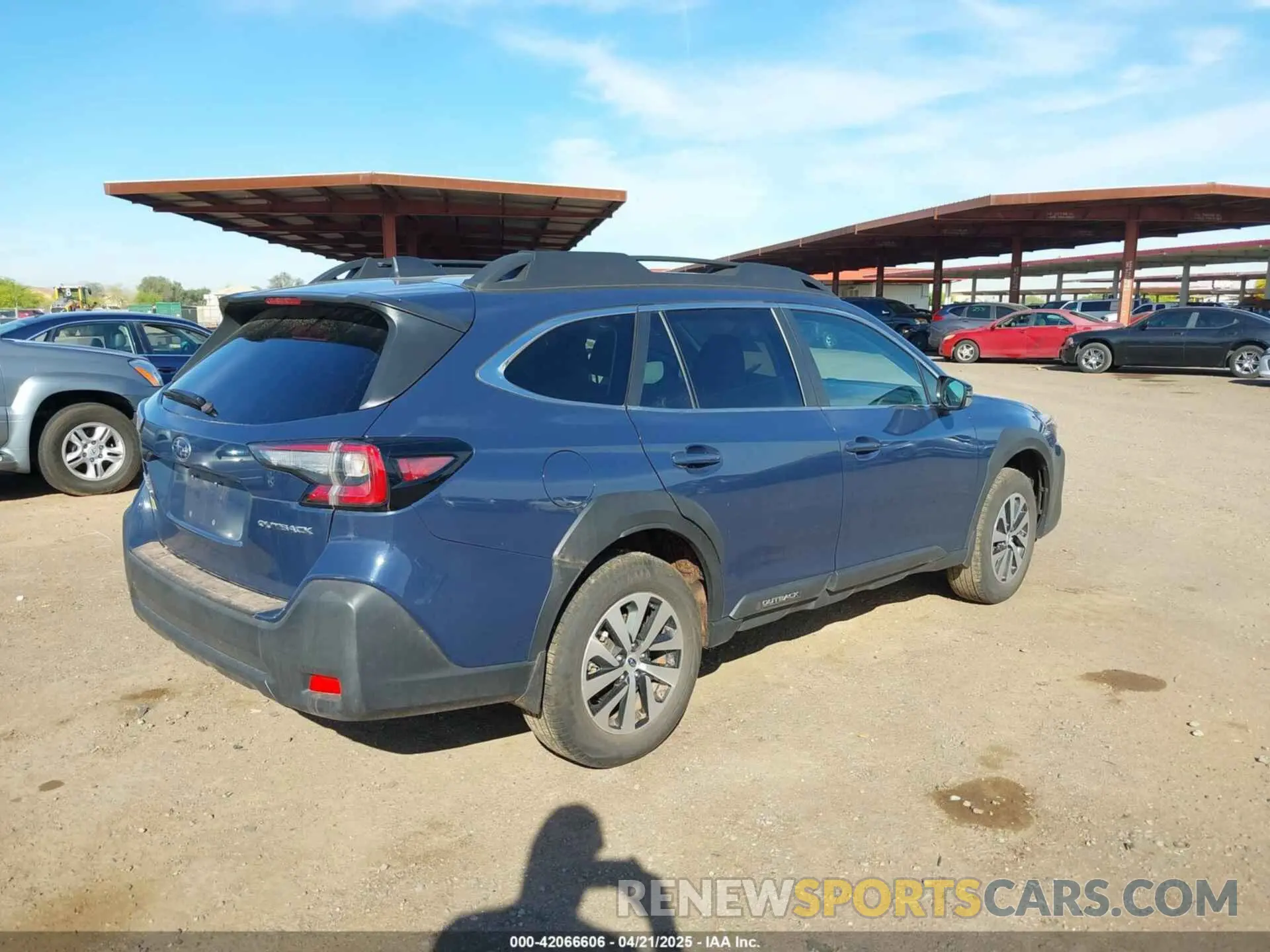 4 Photograph of a damaged car 4S4BTAFC6S3140994 SUBARU OUTBACK 2025