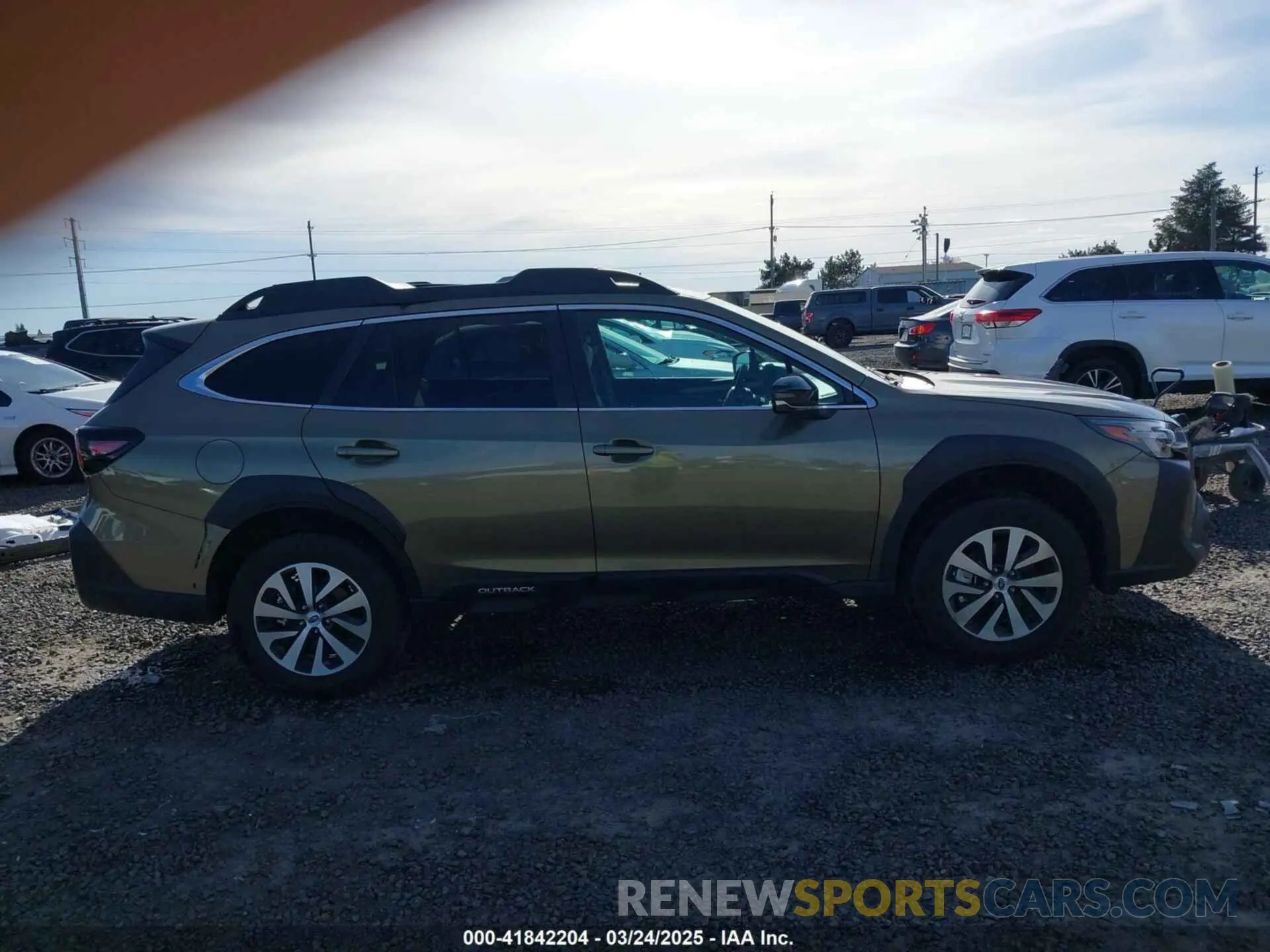 14 Photograph of a damaged car 4S4BTAFC7S3198791 SUBARU OUTBACK 2025