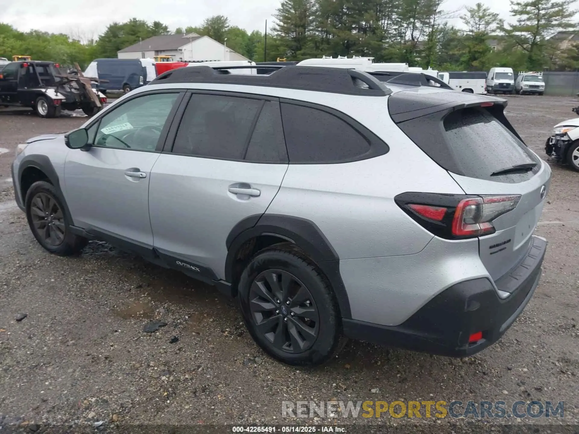 3 Photograph of a damaged car 4S4BTALC0S3198118 SUBARU OUTBACK 2025