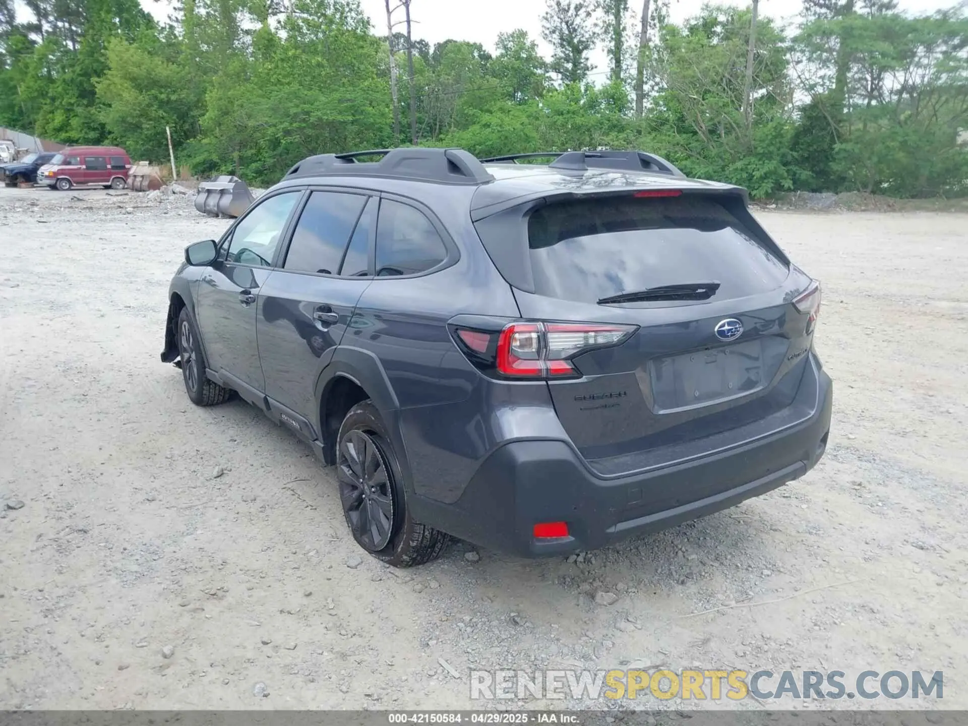 3 Photograph of a damaged car 4S4BTALC2S3182941 SUBARU OUTBACK 2025