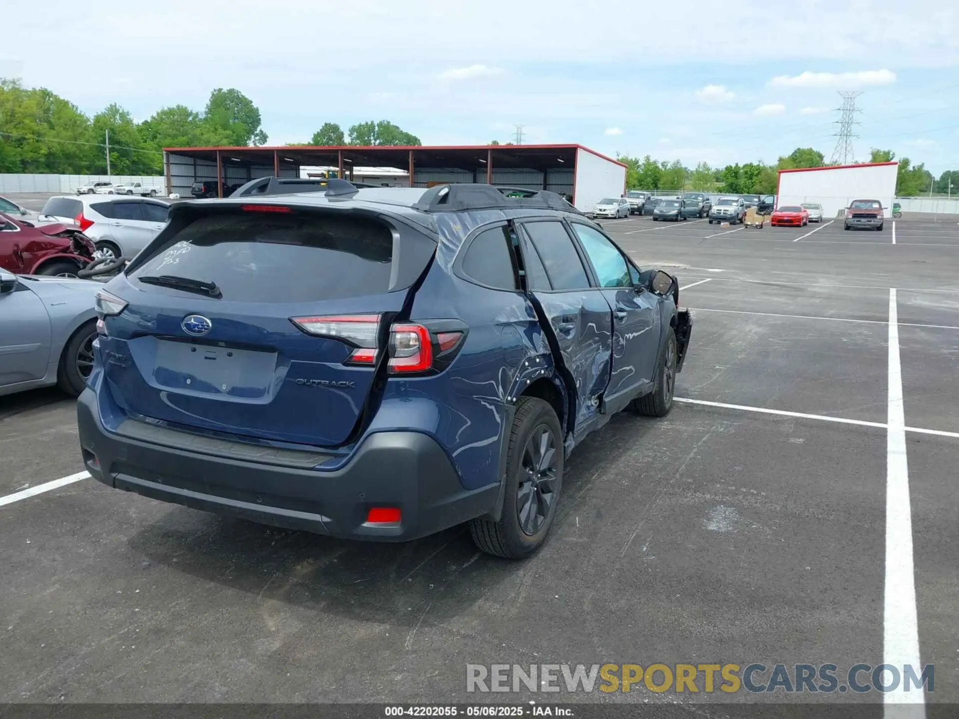 4 Photograph of a damaged car 4S4BTALC2S3195785 SUBARU OUTBACK 2025