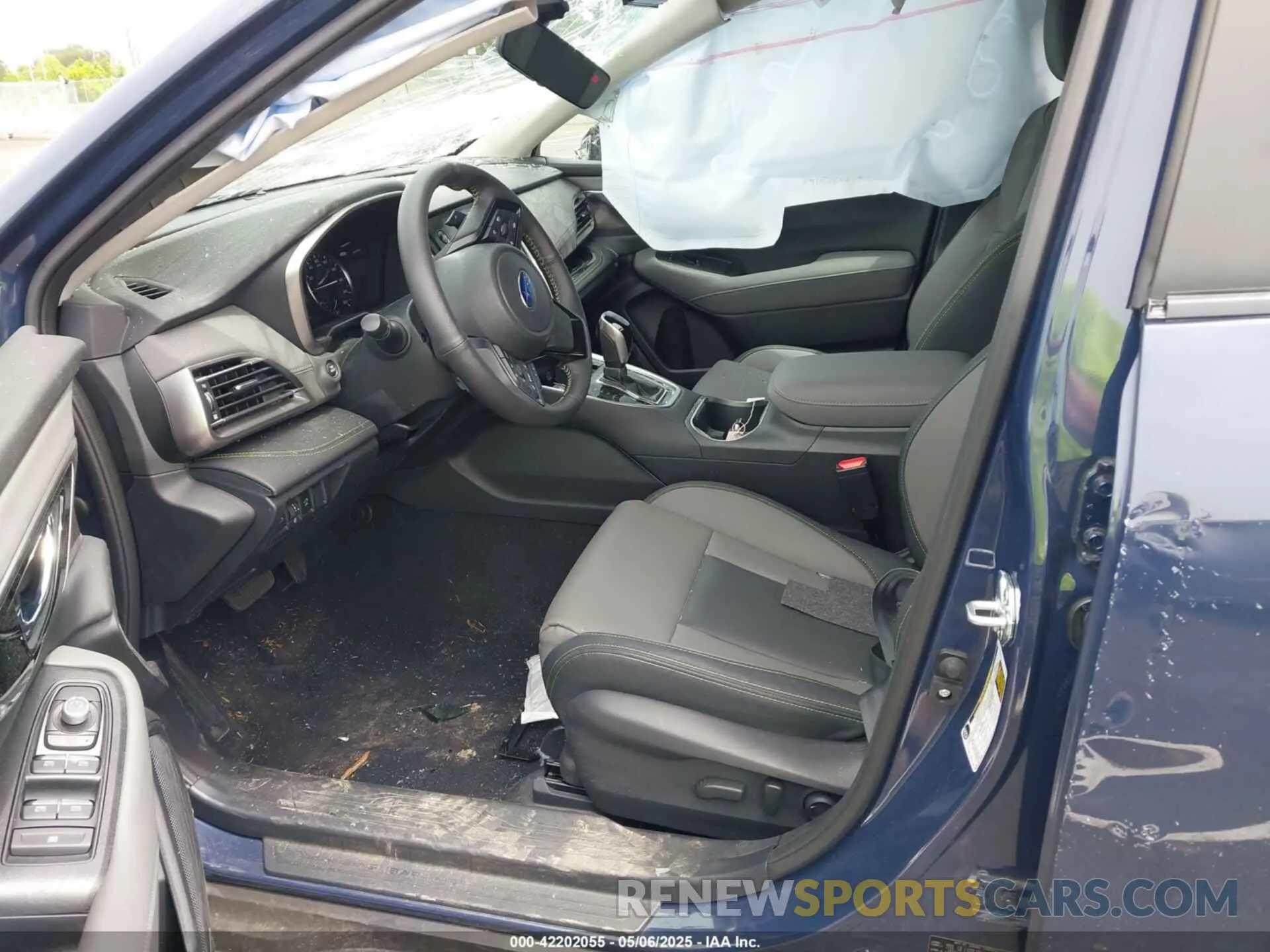 5 Photograph of a damaged car 4S4BTALC2S3195785 SUBARU OUTBACK 2025