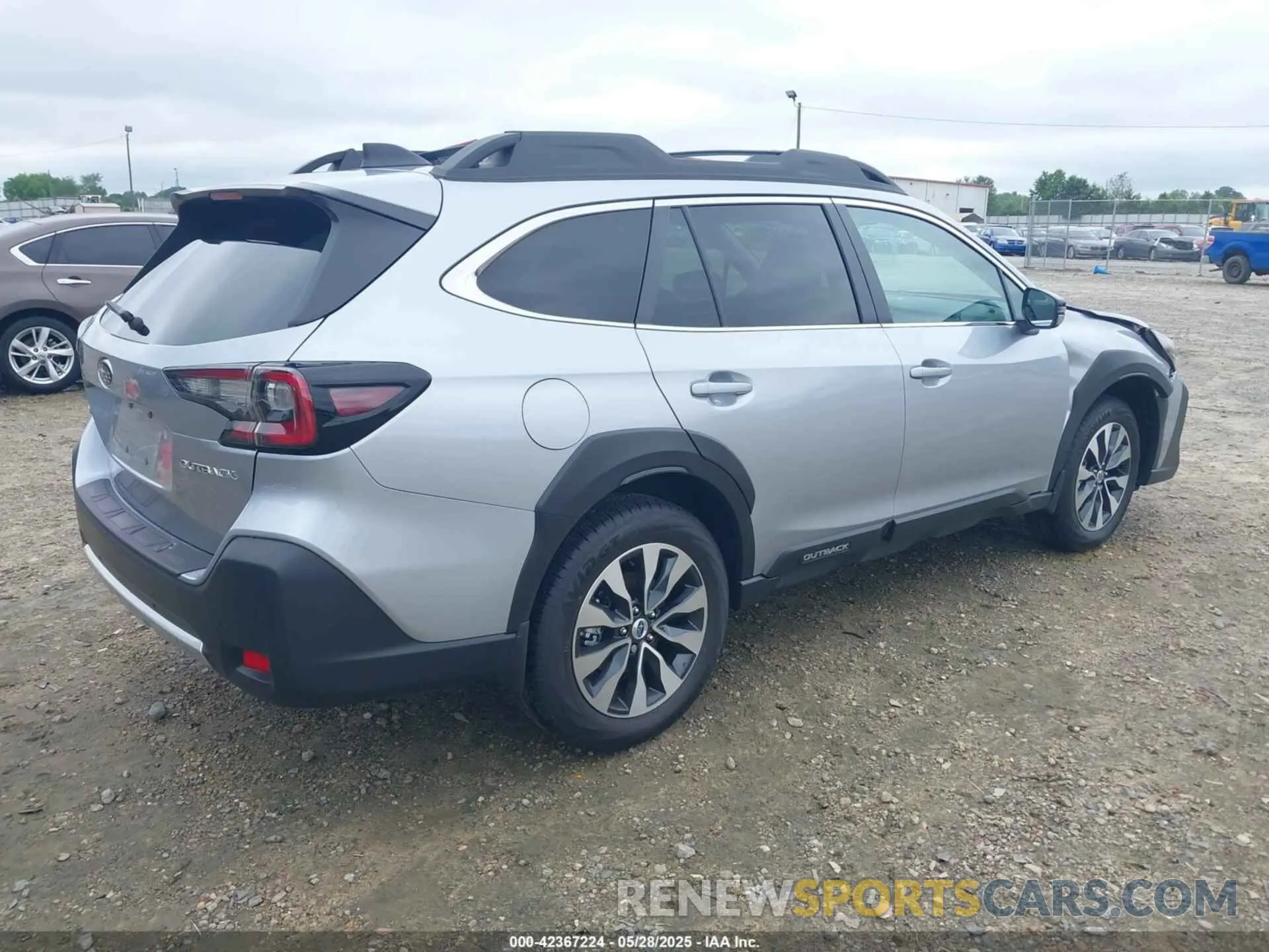 4 Photograph of a damaged car 4S4BTANC2S3194357 SUBARU OUTBACK 2025