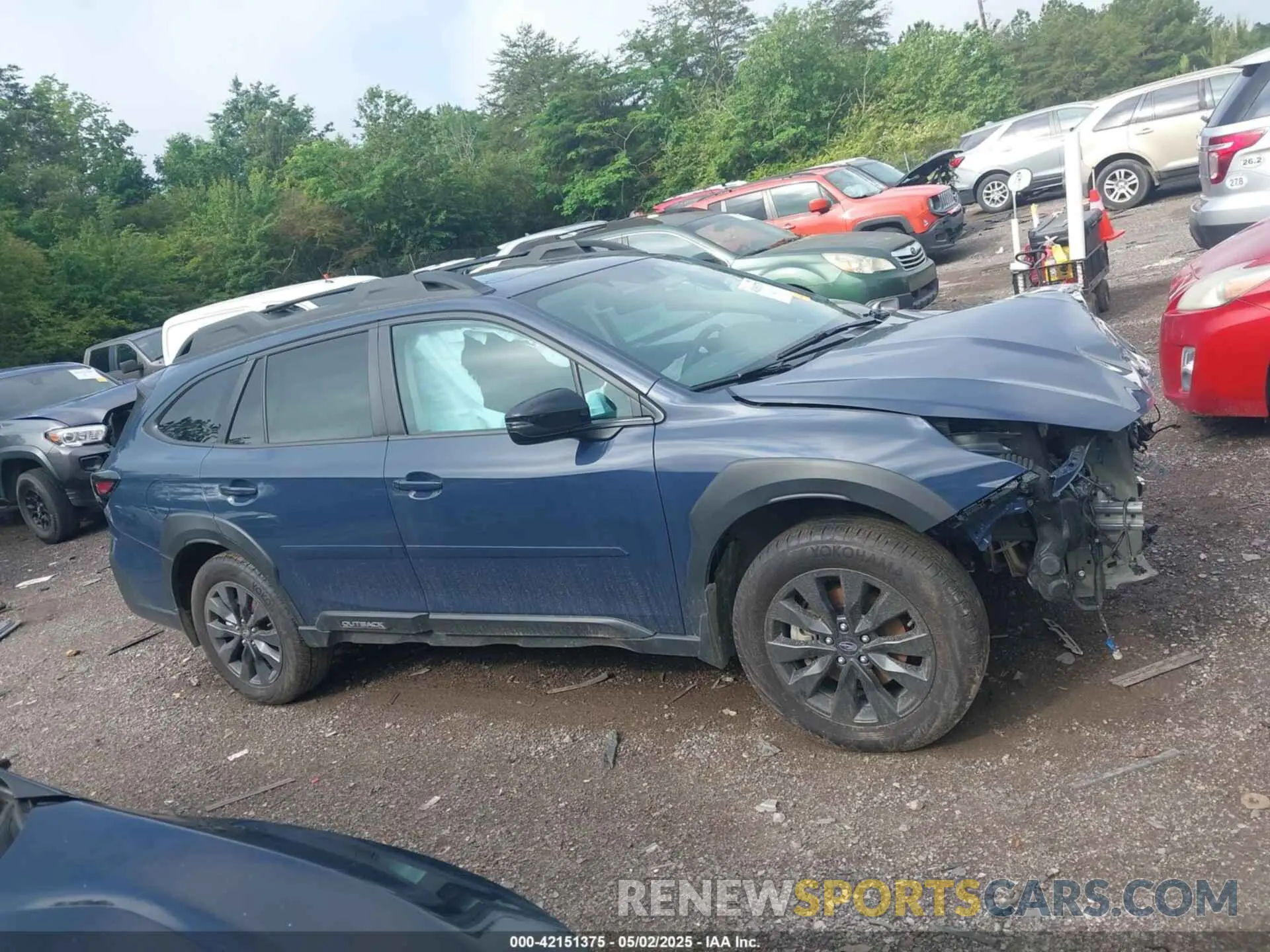 13 Photograph of a damaged car 4S4BTGLD4S3108528 SUBARU OUTBACK 2025