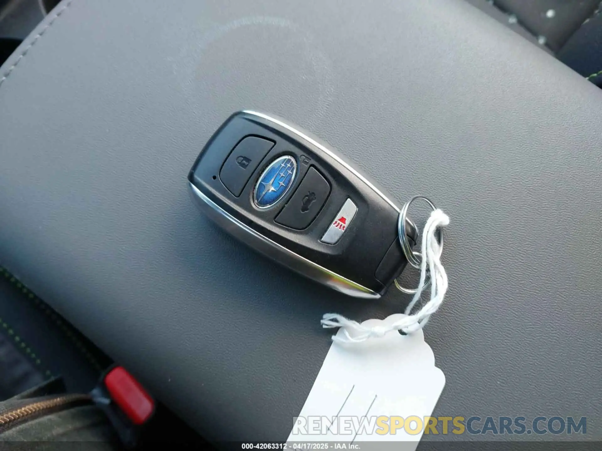 11 Photograph of a damaged car 4S4BTGLD8S3148403 SUBARU OUTBACK 2025
