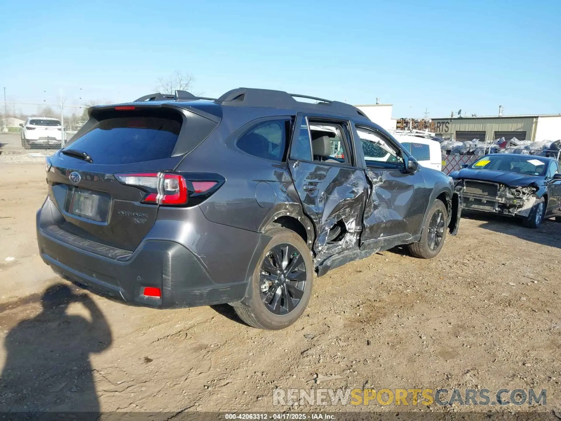 4 Photograph of a damaged car 4S4BTGLD8S3148403 SUBARU OUTBACK 2025