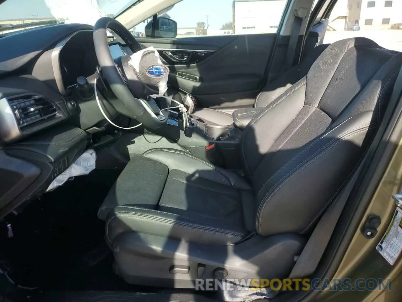 7 Photograph of a damaged car 4S4BTGND9S3156572 SUBARU OUTBACK 2025