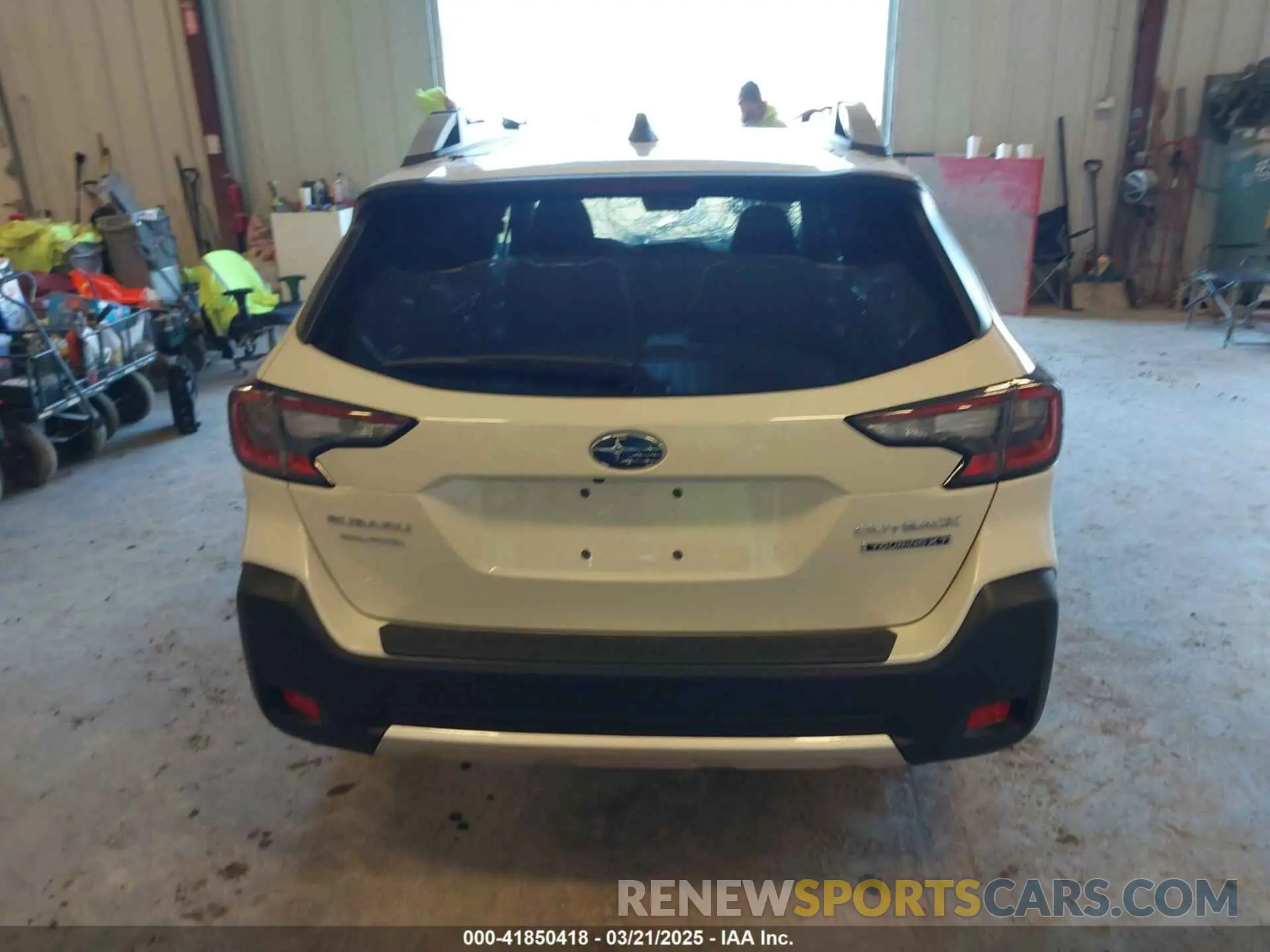 16 Photograph of a damaged car 4S4BTGPD0S3223833 SUBARU OUTBACK 2025