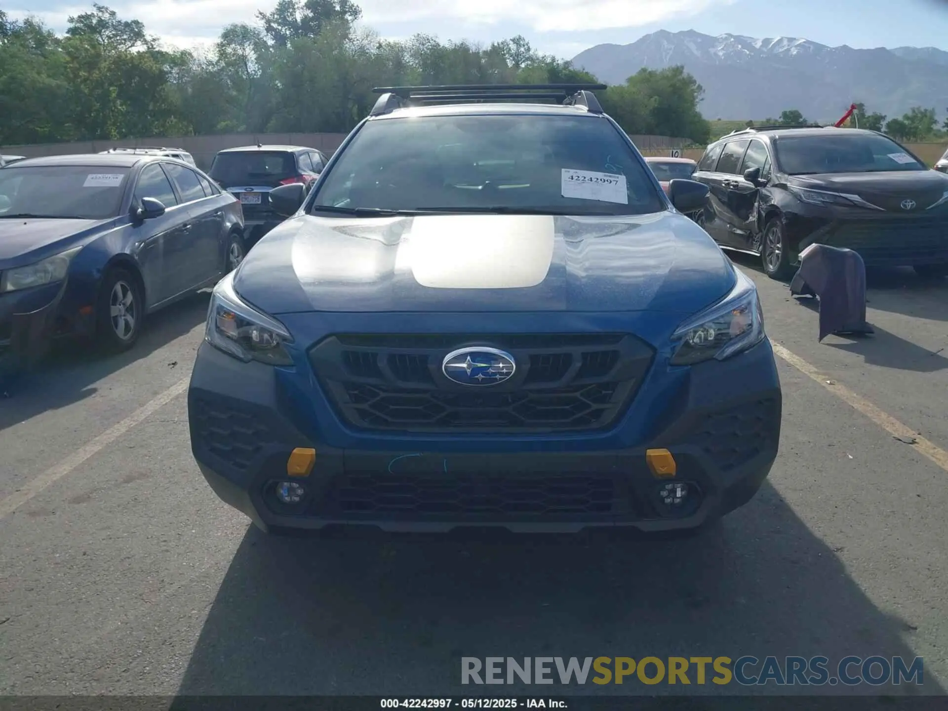 12 Photograph of a damaged car 4S4BTGUD0S3167493 SUBARU OUTBACK 2025
