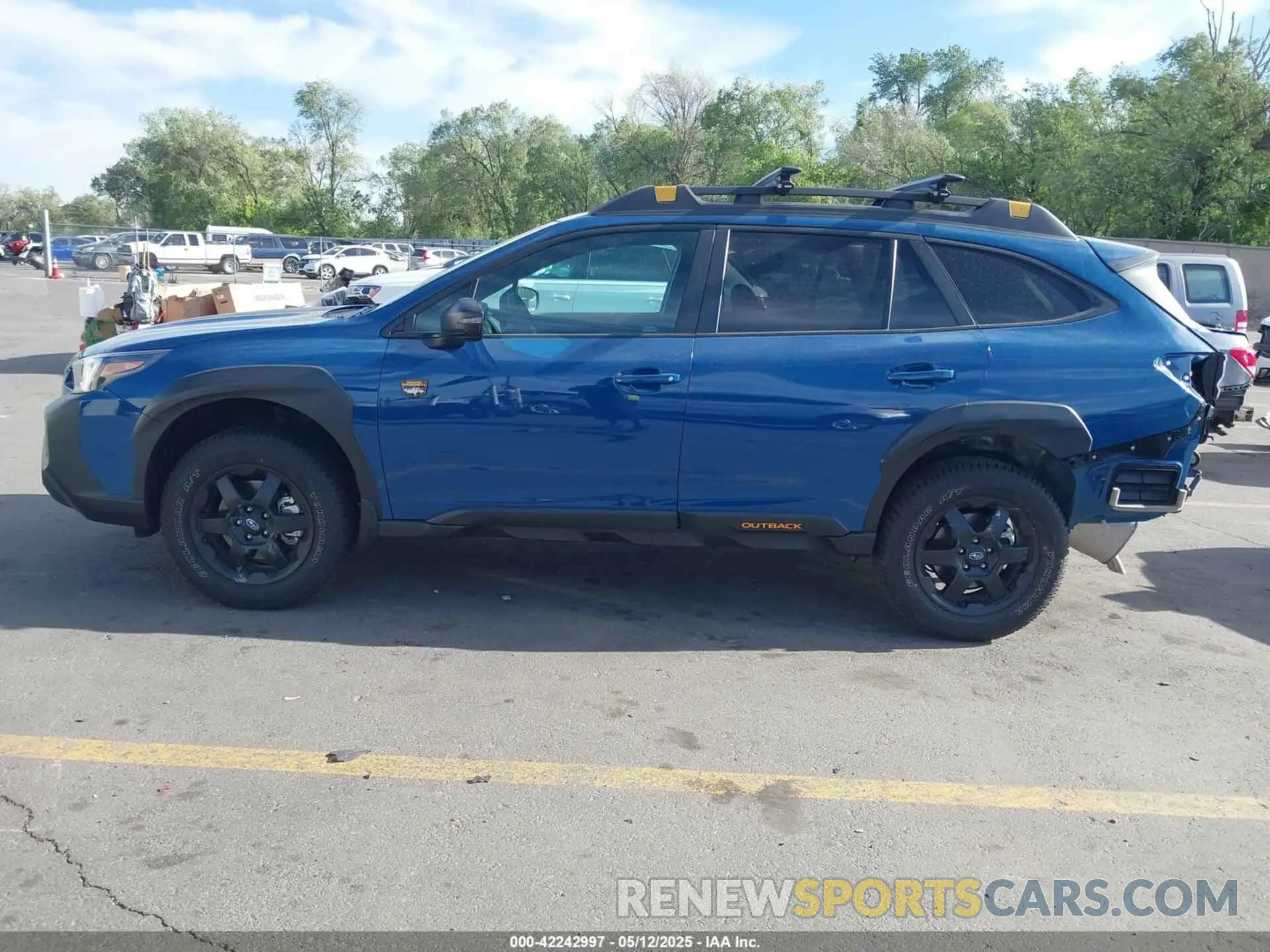 14 Photograph of a damaged car 4S4BTGUD0S3167493 SUBARU OUTBACK 2025