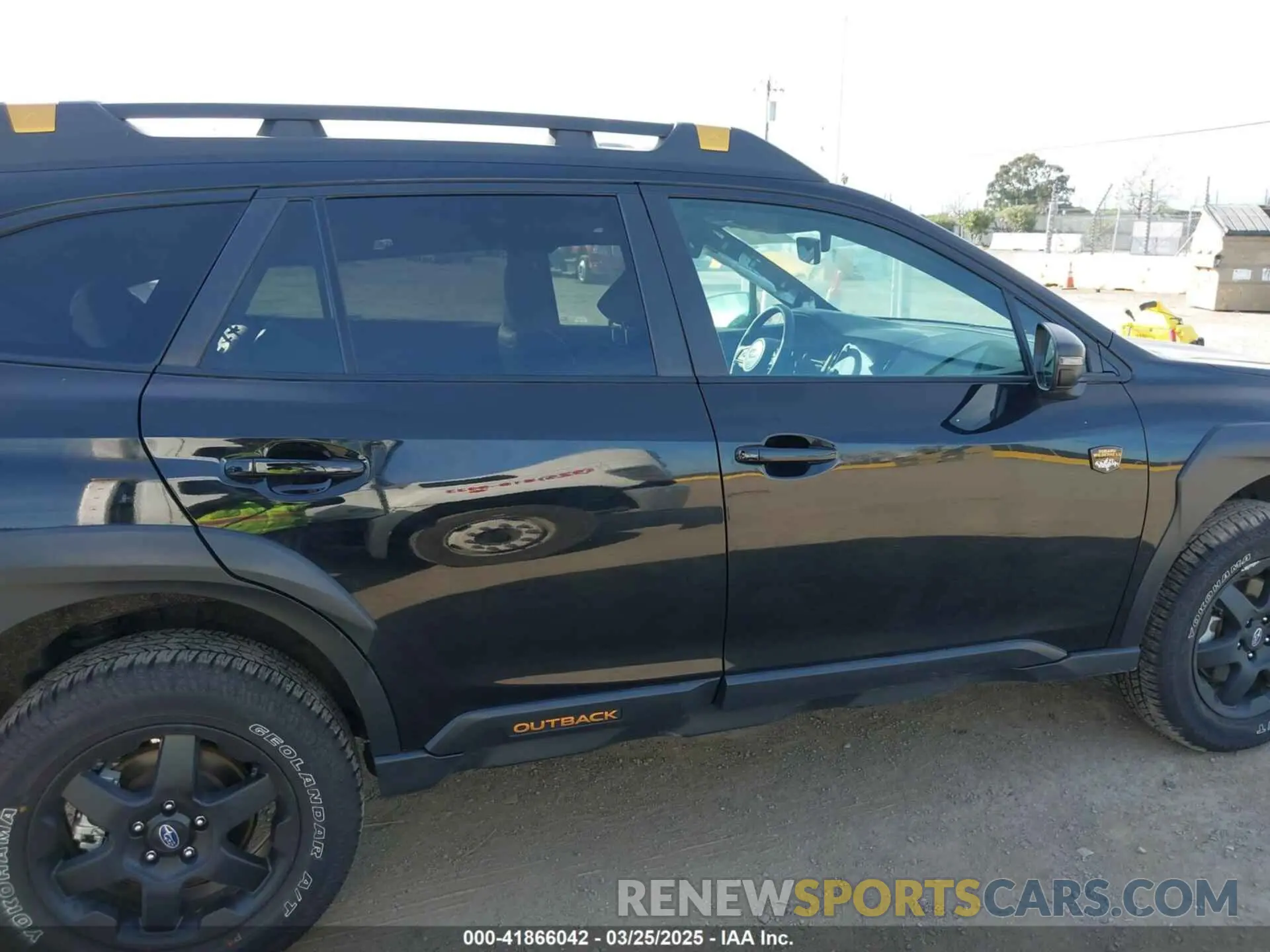 14 Photograph of a damaged car 4S4BTGUD9S3147100 SUBARU OUTBACK 2025