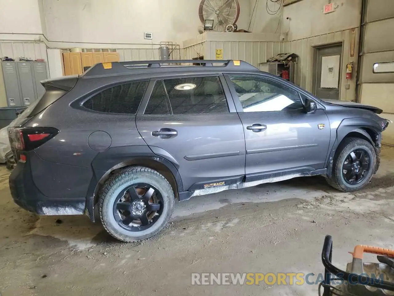 3 Photograph of a damaged car 4S4BTGUD4N3146294 SUBARU OUTBACK WI 2022