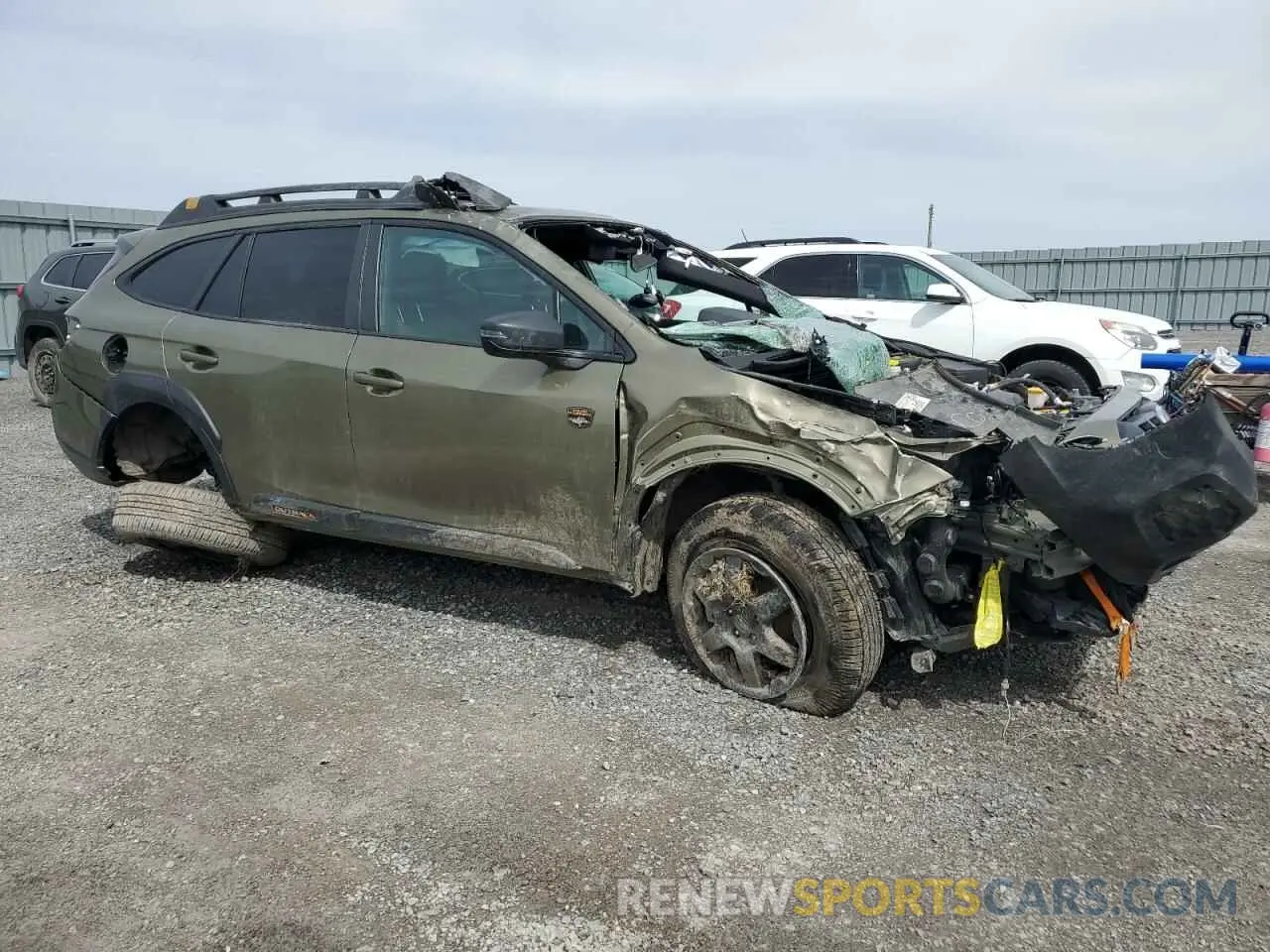 4 Photograph of a damaged car 4S4BTHTD0S3137059 SUBARU OUTBACK WI 2025