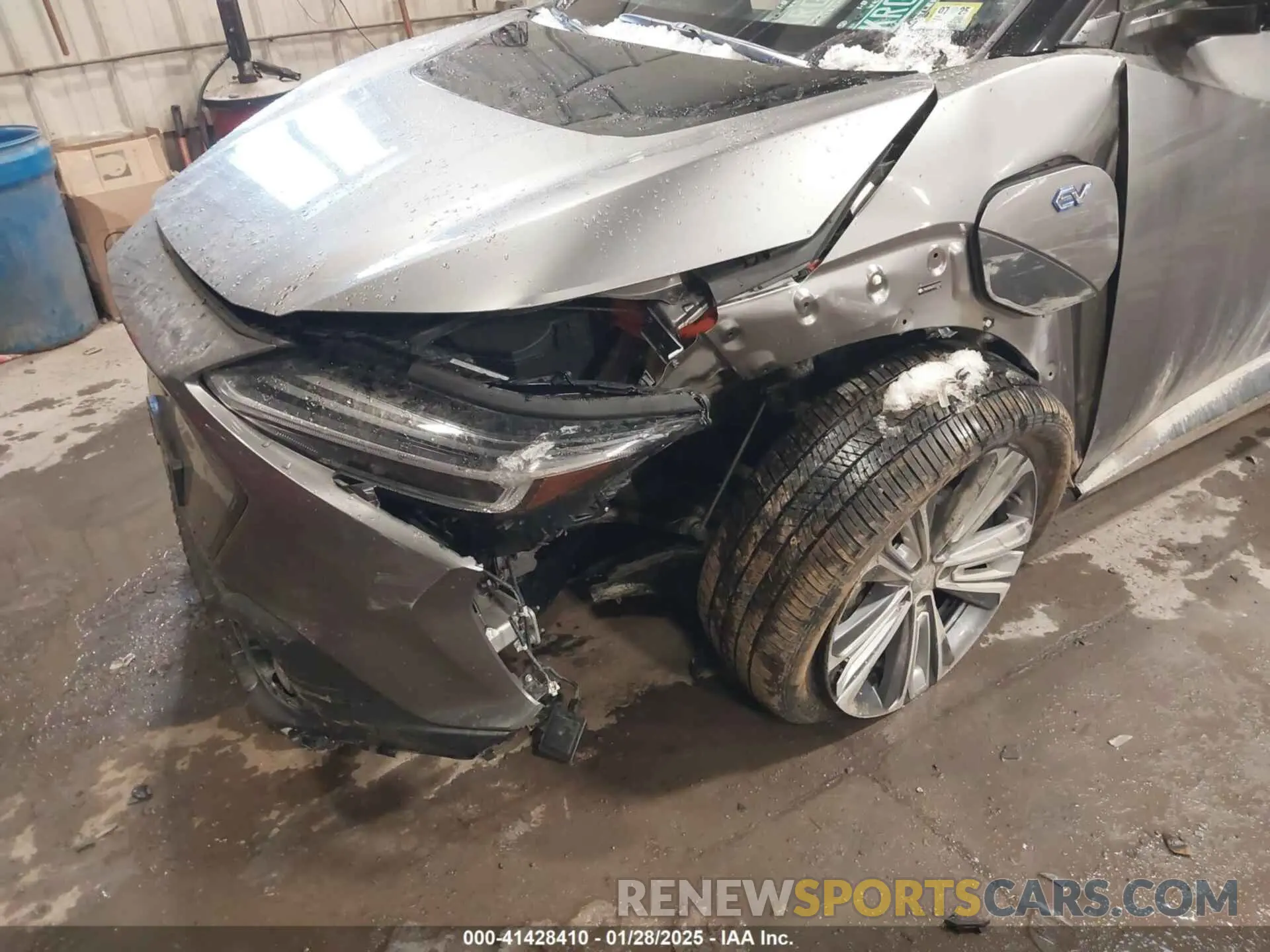 6 Photograph of a damaged car JTMABABA6RA058390 SUBARU SOLTERRA 2024