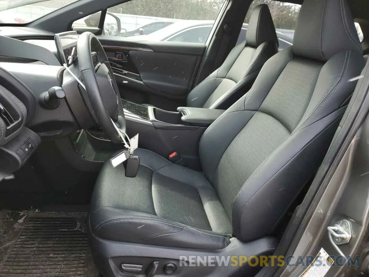 7 Photograph of a damaged car JTMABABA8PA021385 SUBARU SOLTERRA P 2023
