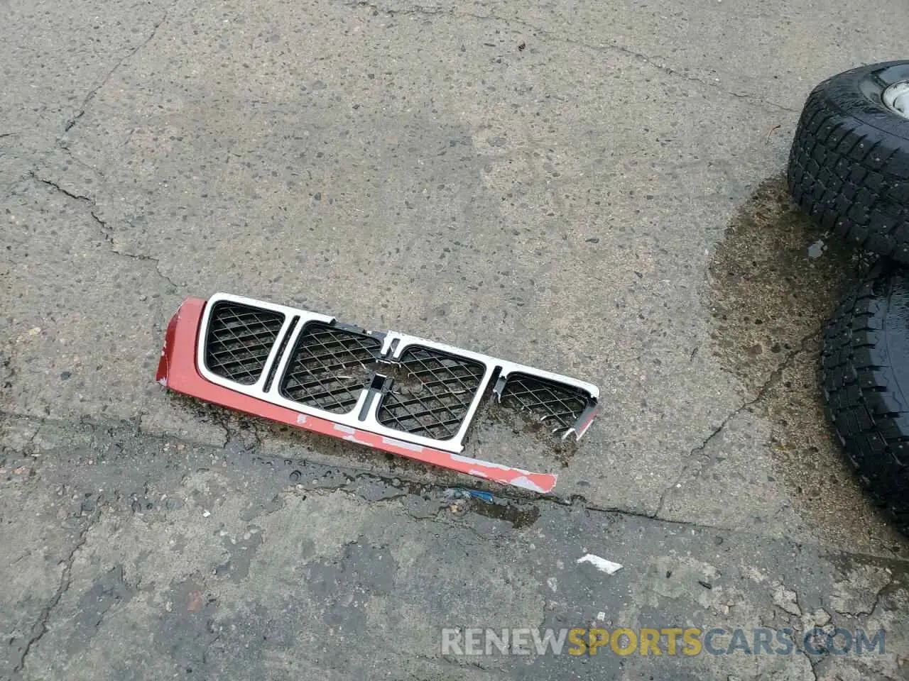 13 Photograph of a damaged car JF1SF63532H748513 SUBARU TRIBECA 2020