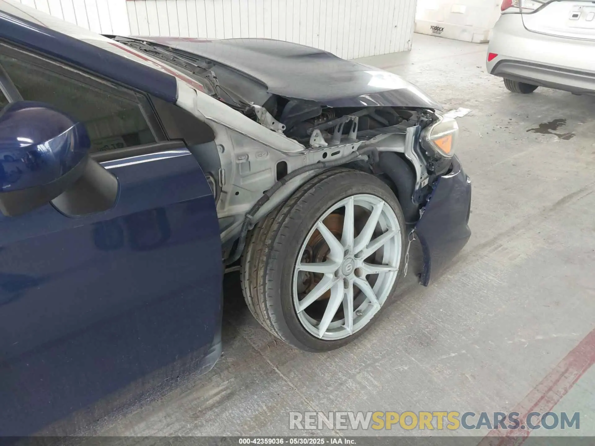 18 Photograph of a damaged car JF1VA1C65K9800502 SUBARU WRX 2019