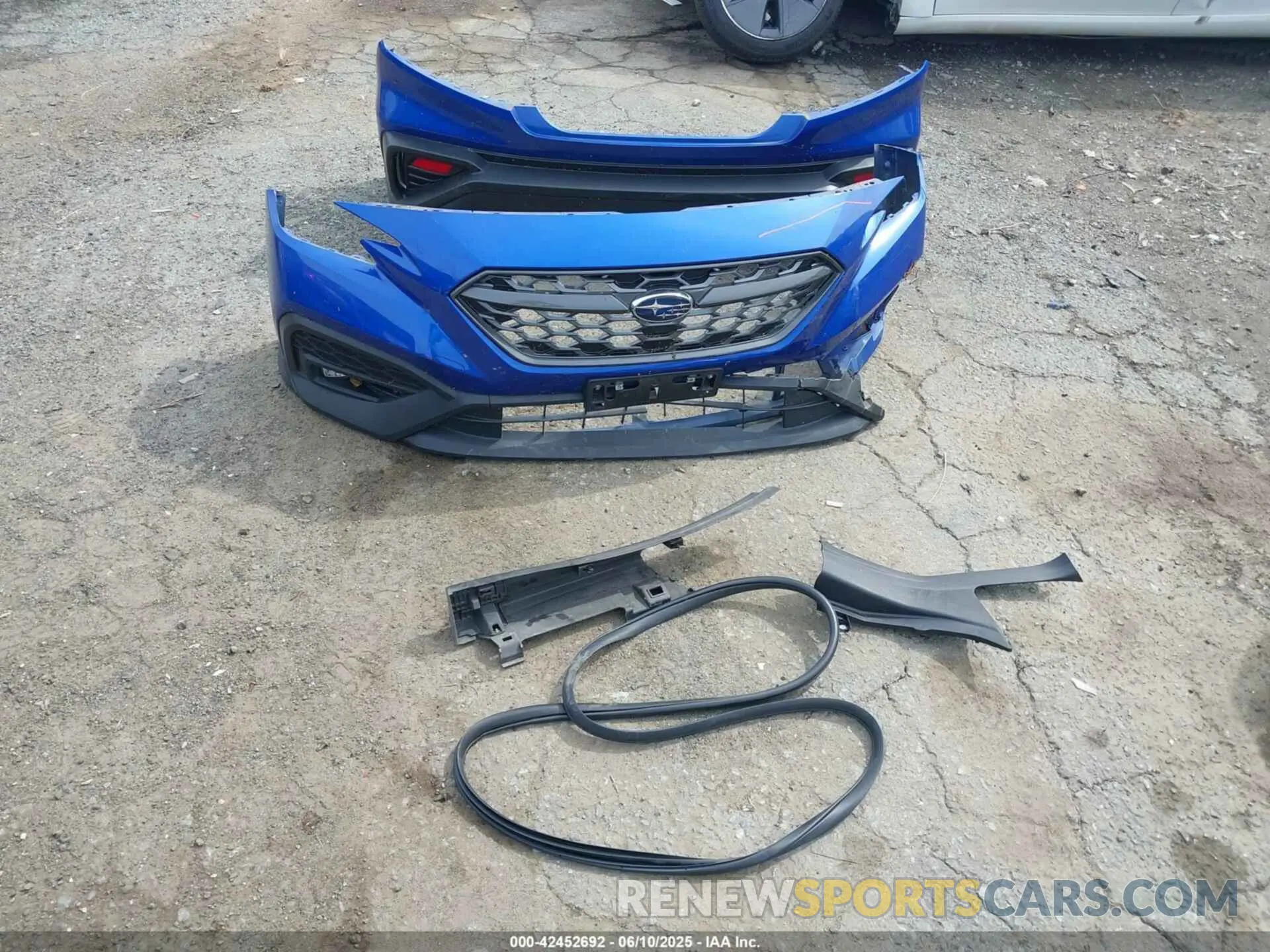 12 Photograph of a damaged car JF1VBAF64N9013814 SUBARU WRX 2022