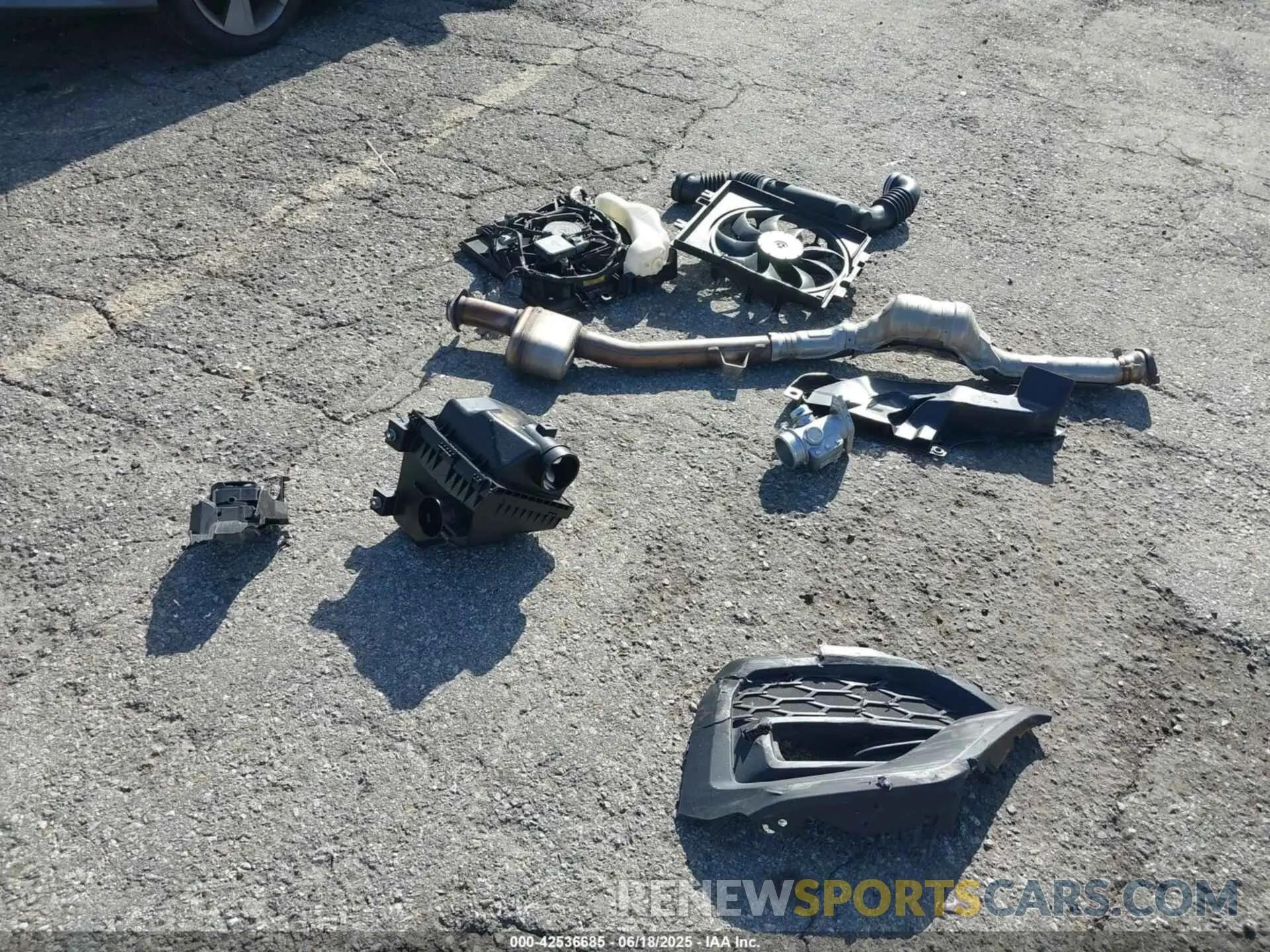 12 Photograph of a damaged car JF1VBAL66N9014225 SUBARU WRX 2022