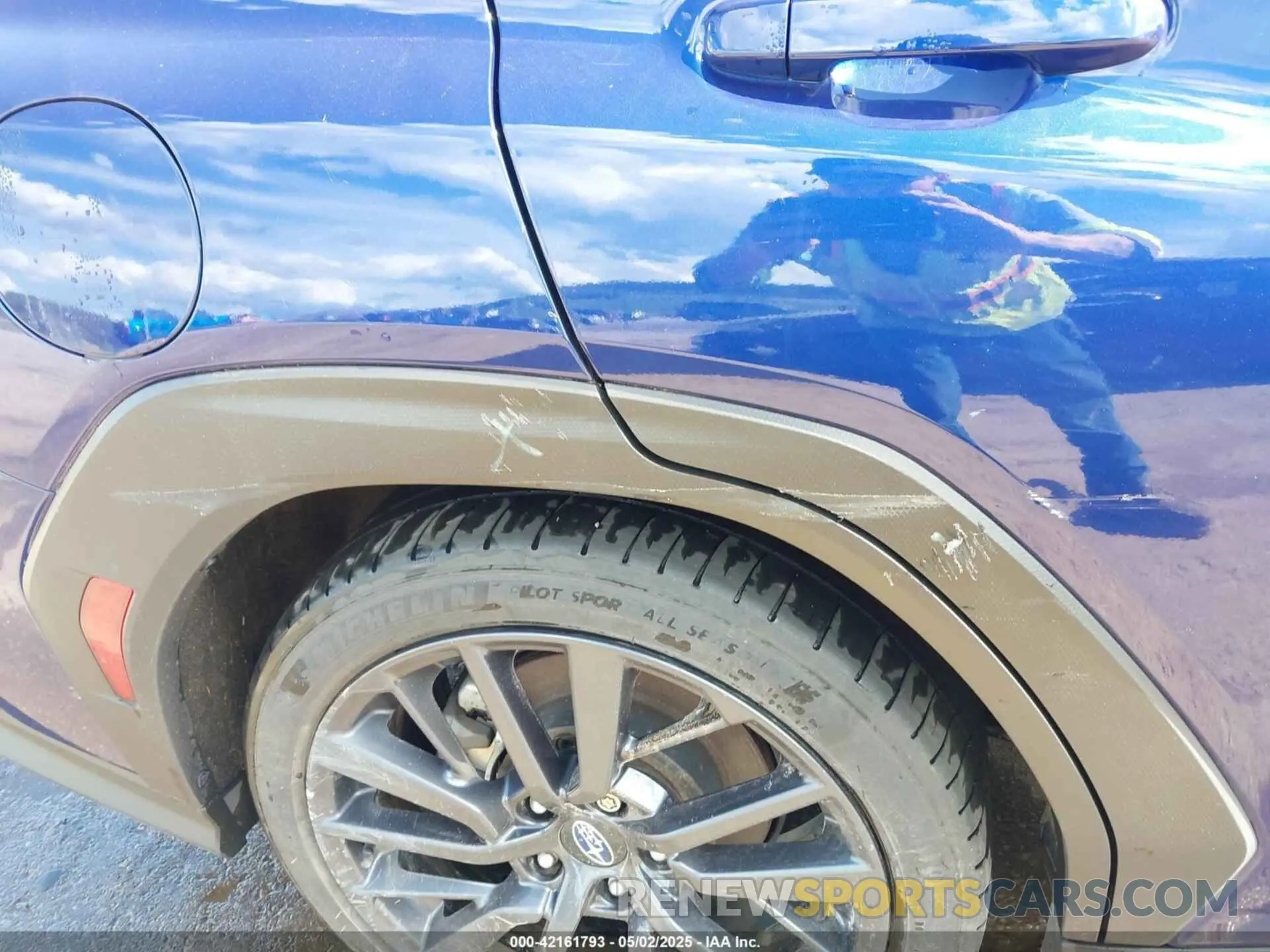 17 Photograph of a damaged car JF1VBAF69P9811809 SUBARU WRX 2023