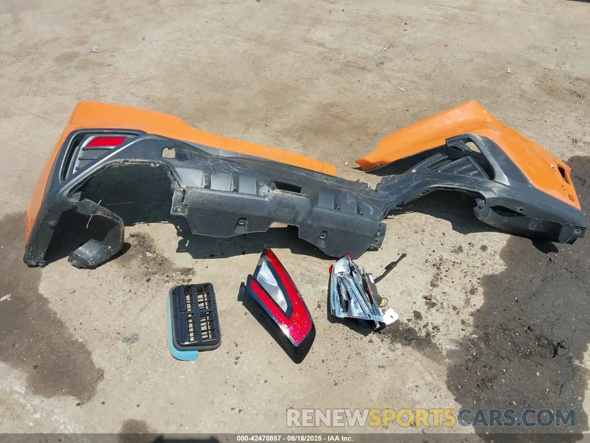 12 Photograph of a damaged car JF1VBAH62R8818753 SUBARU WRX 2024