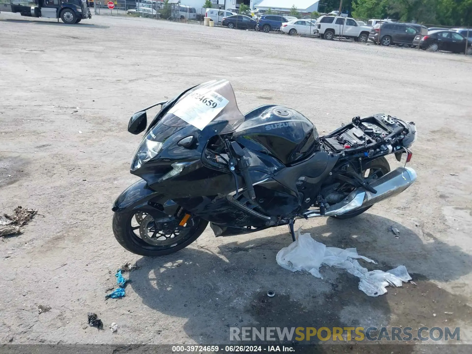 2 Photograph of a damaged car JS1EJ11B3P7100906 SUZUKI GSX1300 2023