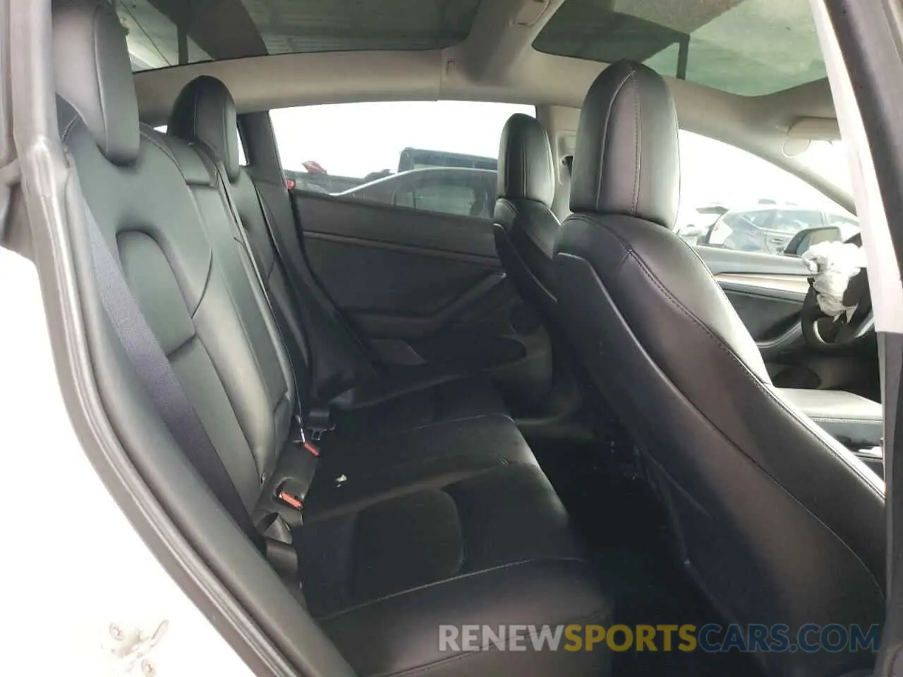 10 Photograph of a damaged car 5YJ3E1EA2NF114192 TESLA ALL OTHER 2022