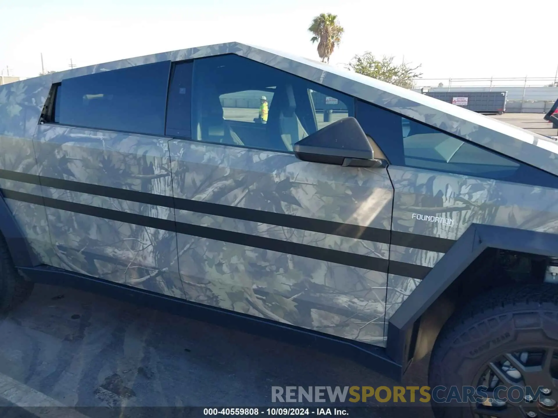 12 Photograph of a damaged car 7G2CEHED0RA003501 TESLA CYBERTRUCK 2024