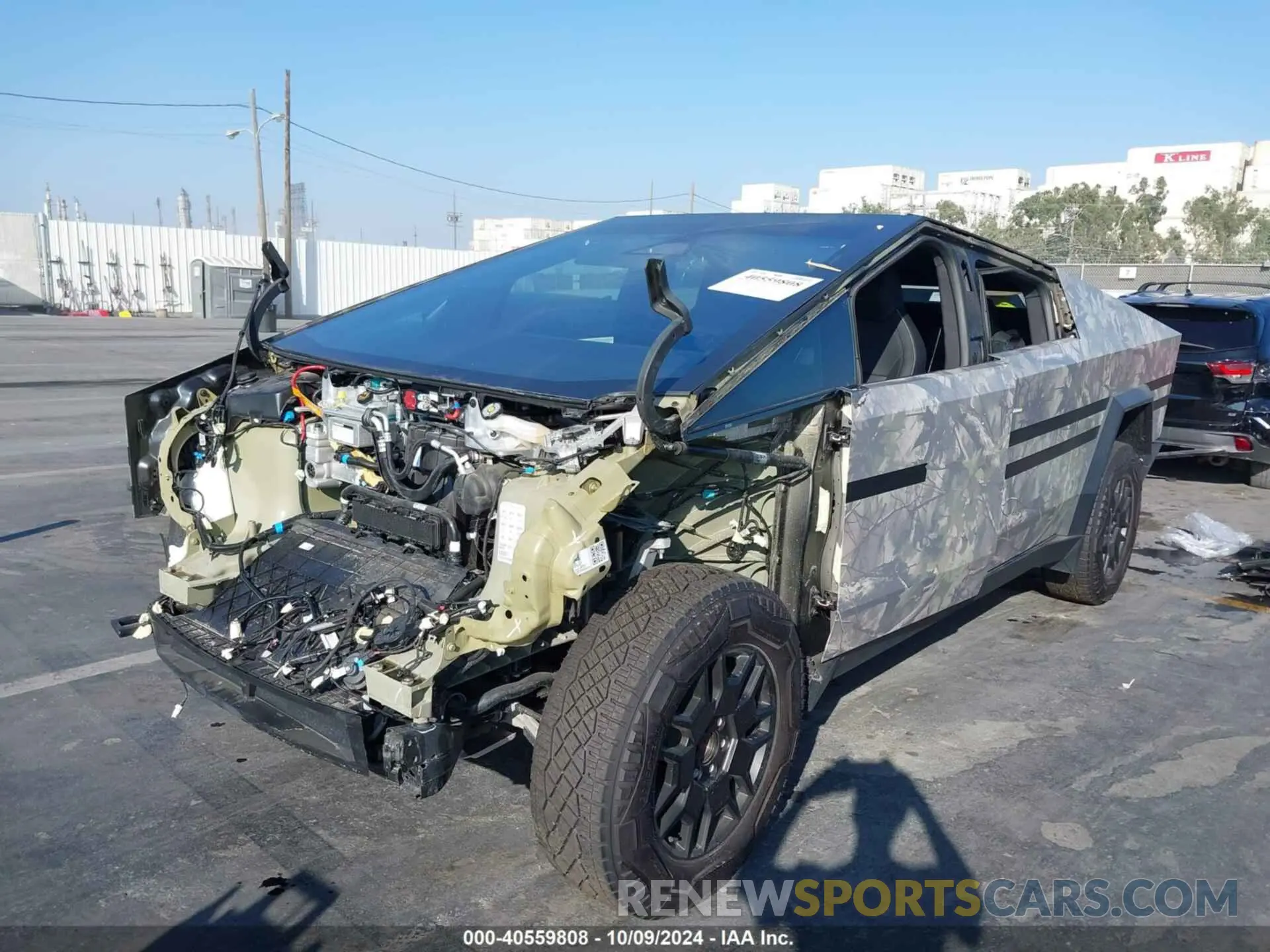 2 Photograph of a damaged car 7G2CEHED0RA003501 TESLA CYBERTRUCK 2024