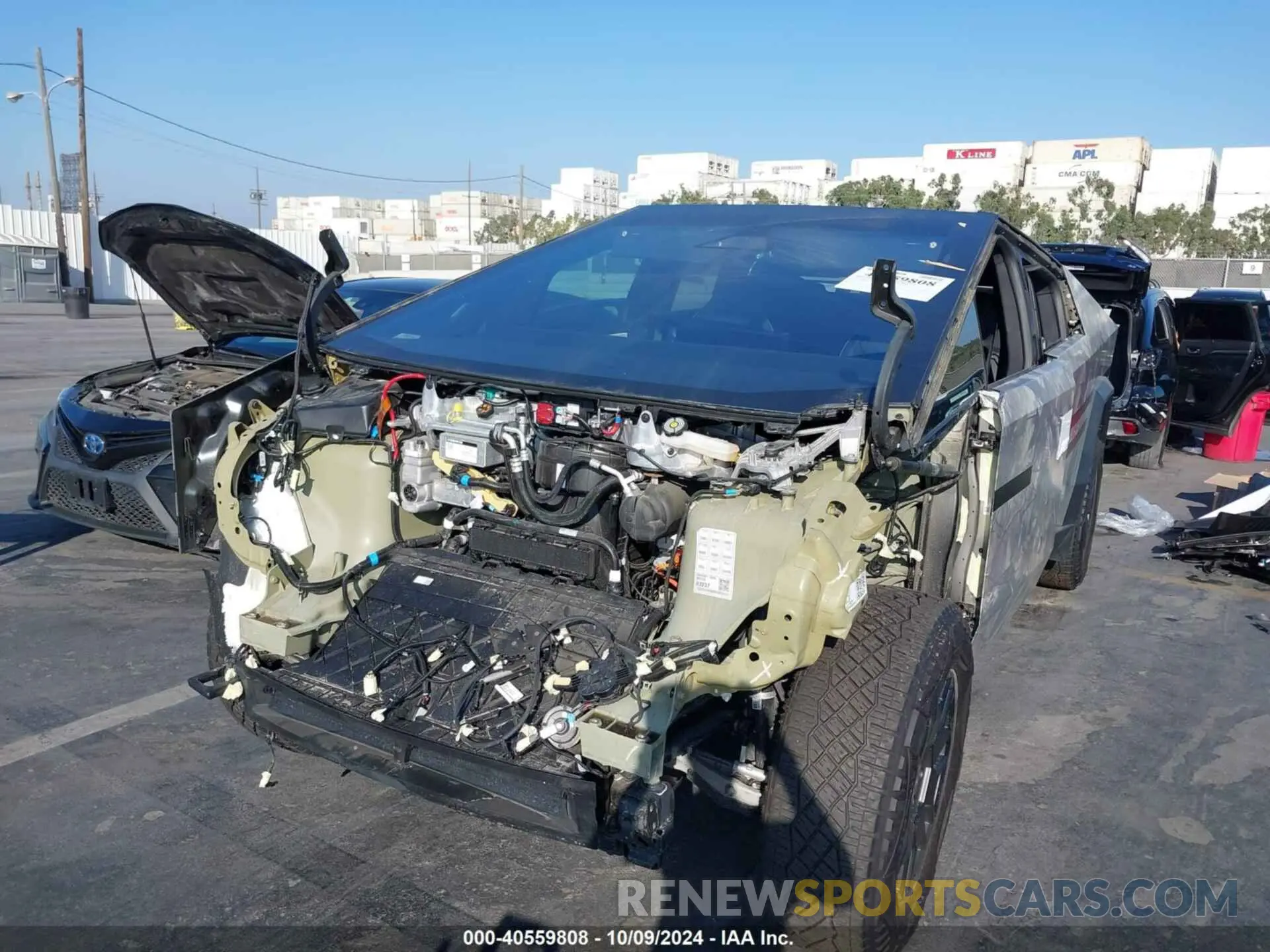 6 Photograph of a damaged car 7G2CEHED0RA003501 TESLA CYBERTRUCK 2024