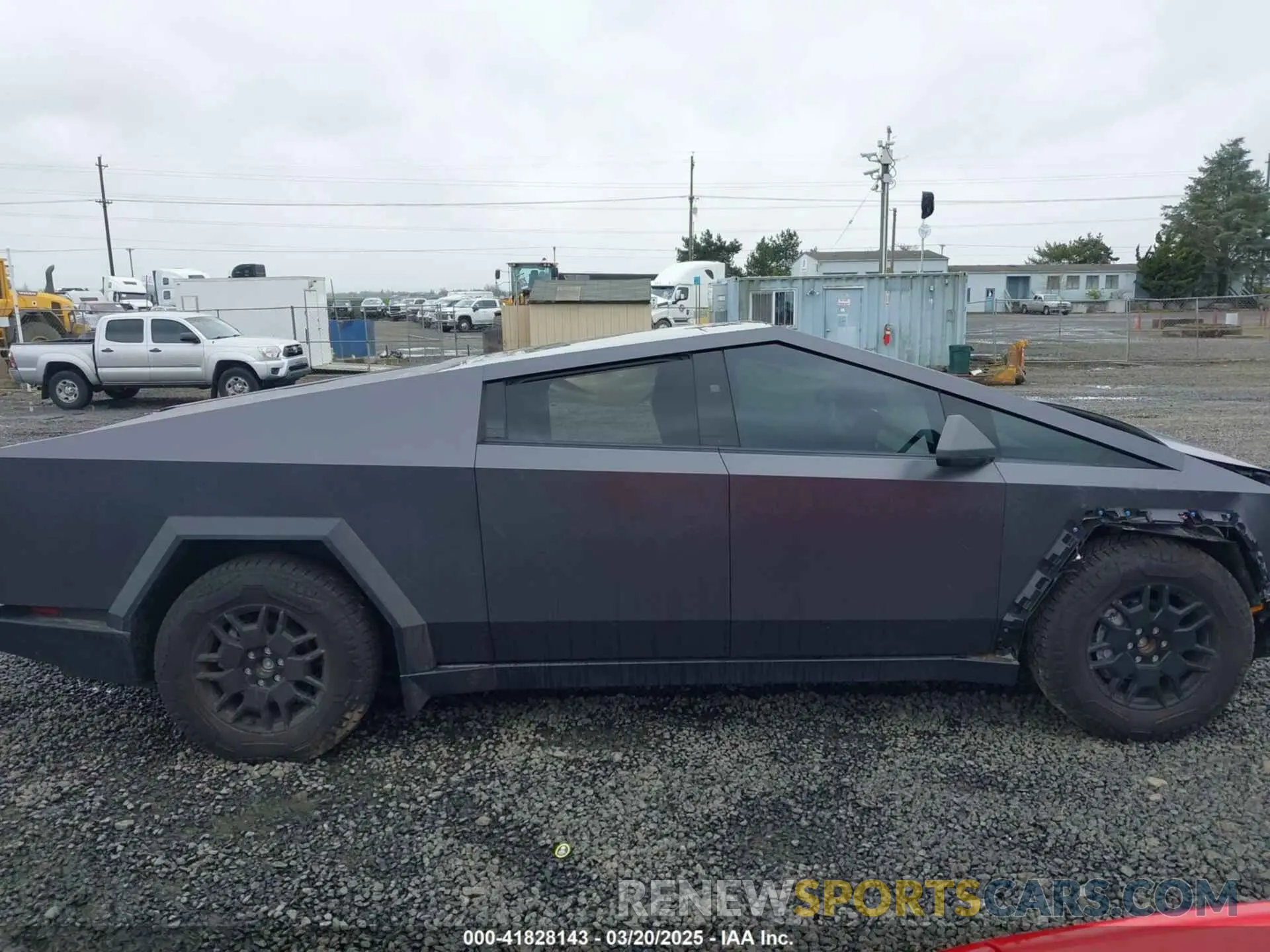 14 Photograph of a damaged car 7G2CEHED0RA043898 TESLA CYBERTRUCK 2024