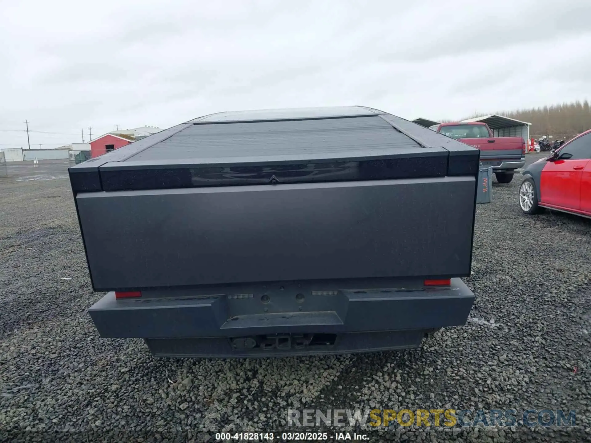 17 Photograph of a damaged car 7G2CEHED0RA043898 TESLA CYBERTRUCK 2024