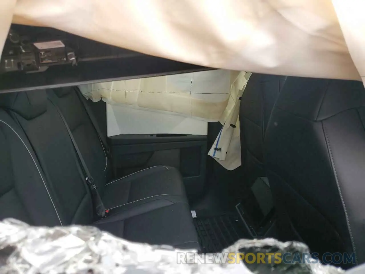 10 Photograph of a damaged car 7G2CEHED1RA008495 TESLA CYBERTRUCK 2024
