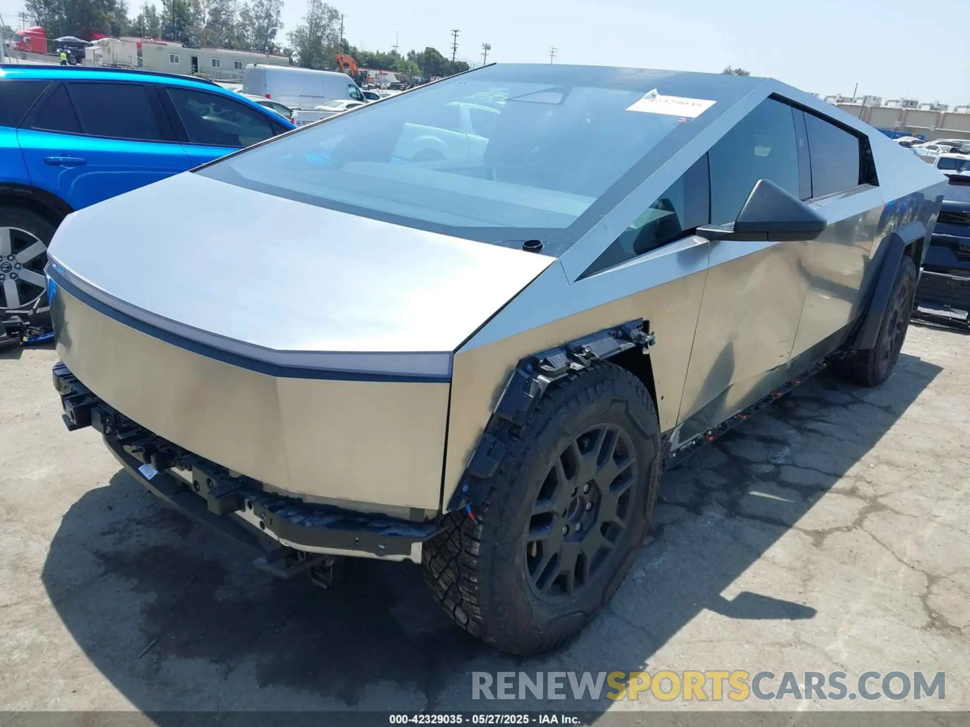 6 Photograph of a damaged car 7G2CEHED1RA034143 TESLA CYBERTRUCK 2024