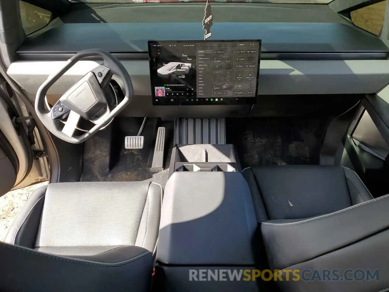 8 Photograph of a damaged car 7G2CEHED3RA023774 TESLA CYBERTRUCK 2024