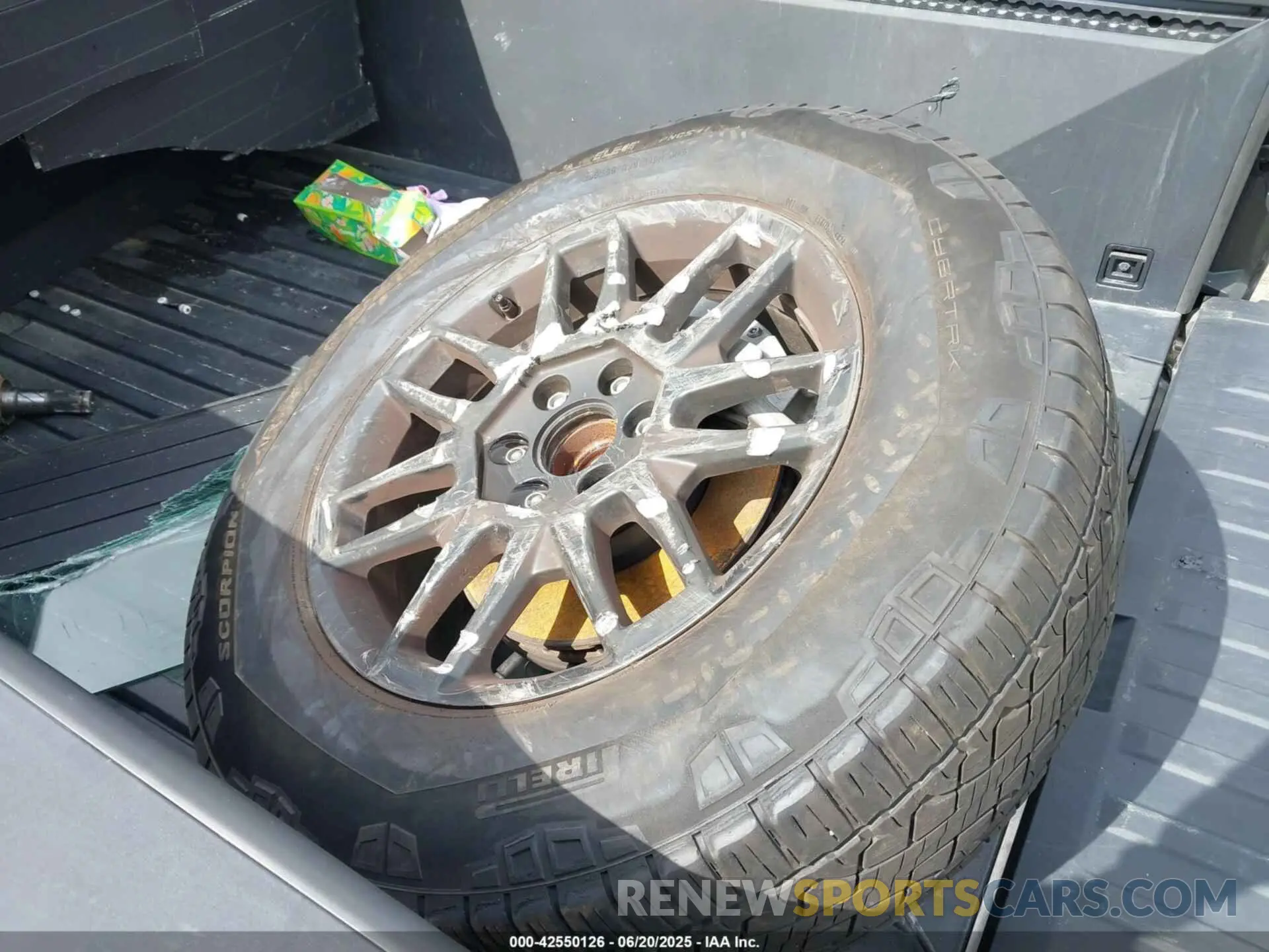 11 Photograph of a damaged car 7G2CEHED3RA046908 TESLA CYBERTRUCK 2024