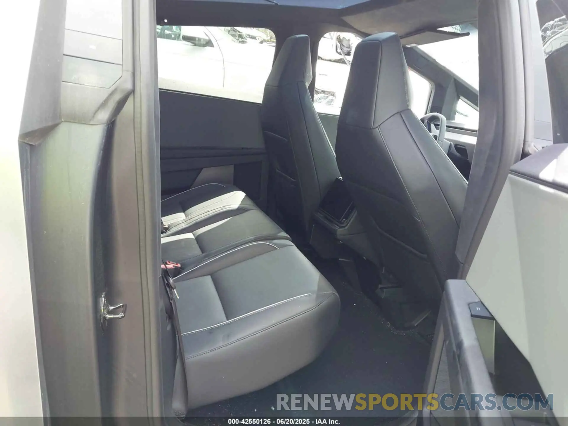 8 Photograph of a damaged car 7G2CEHED3RA046908 TESLA CYBERTRUCK 2024